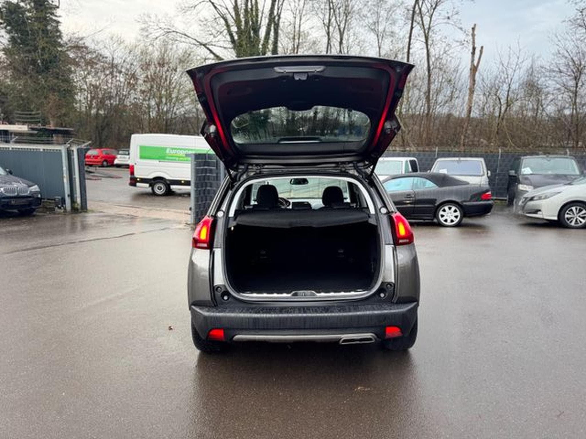 Peugeot 2008 2008 BLUE HDI 100 *GT-LINE*PANORAMA*SPORTSITZE* (2019) - Photo 10