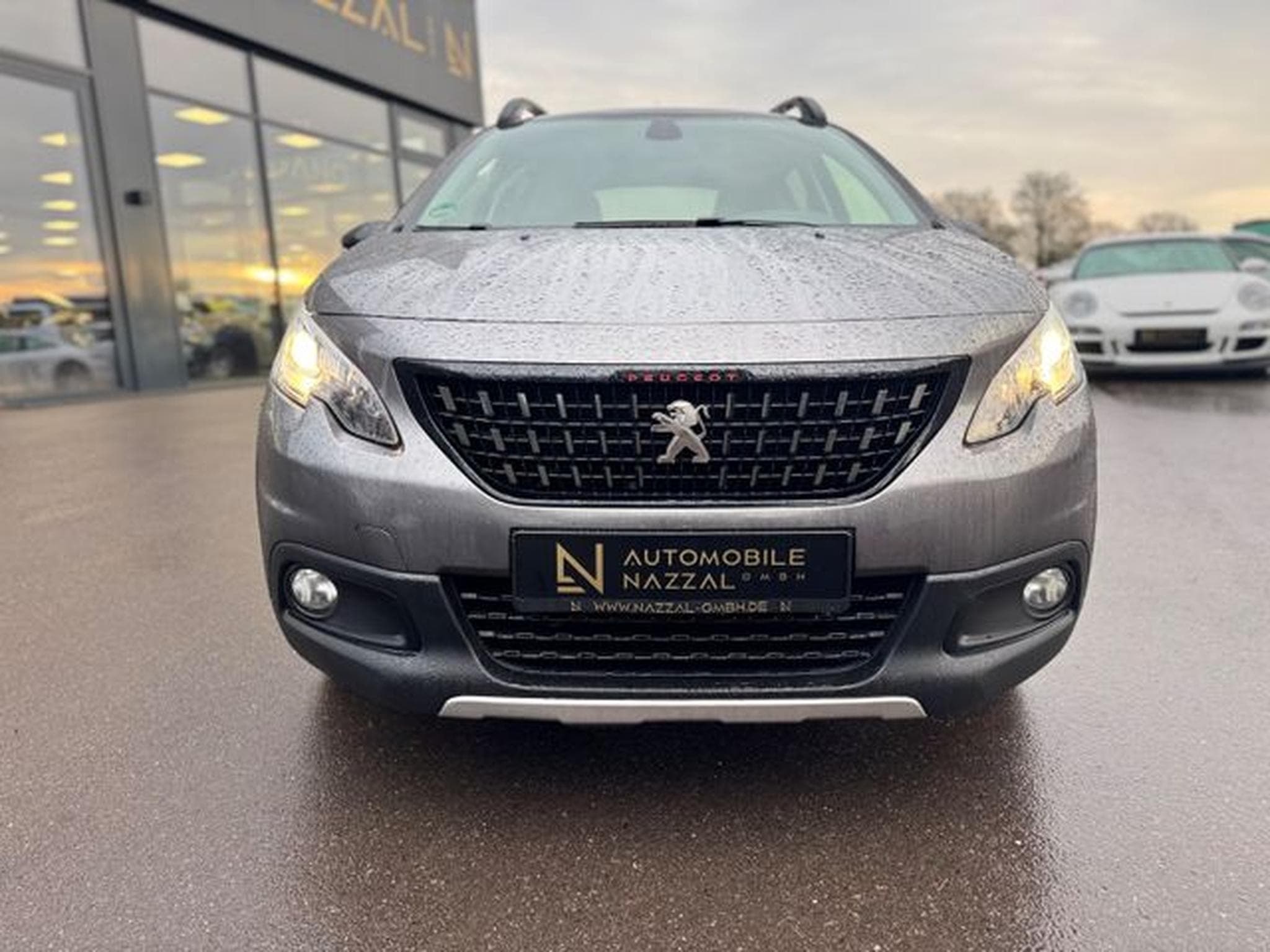 Peugeot 2008 2008 BLUE HDI 100 *GT-LINE*PANORAMA*SPORTSITZE* (2019) - Photo 3