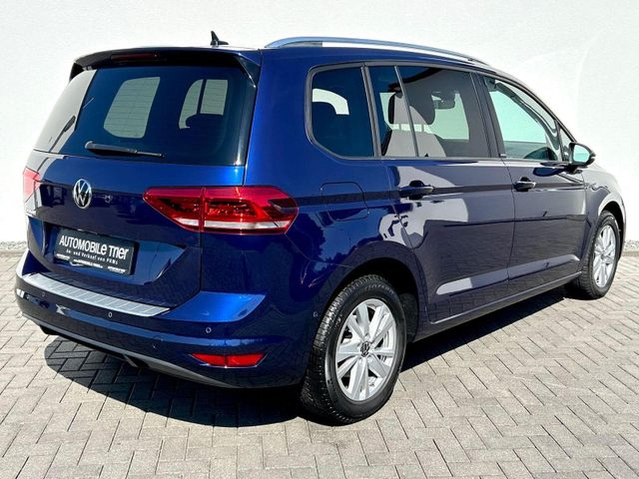 VW Touran Touran 1.5 TSI DSG /NAVI/LED/ACC/CAM/GARANTIE/ (2021) - Foto 5