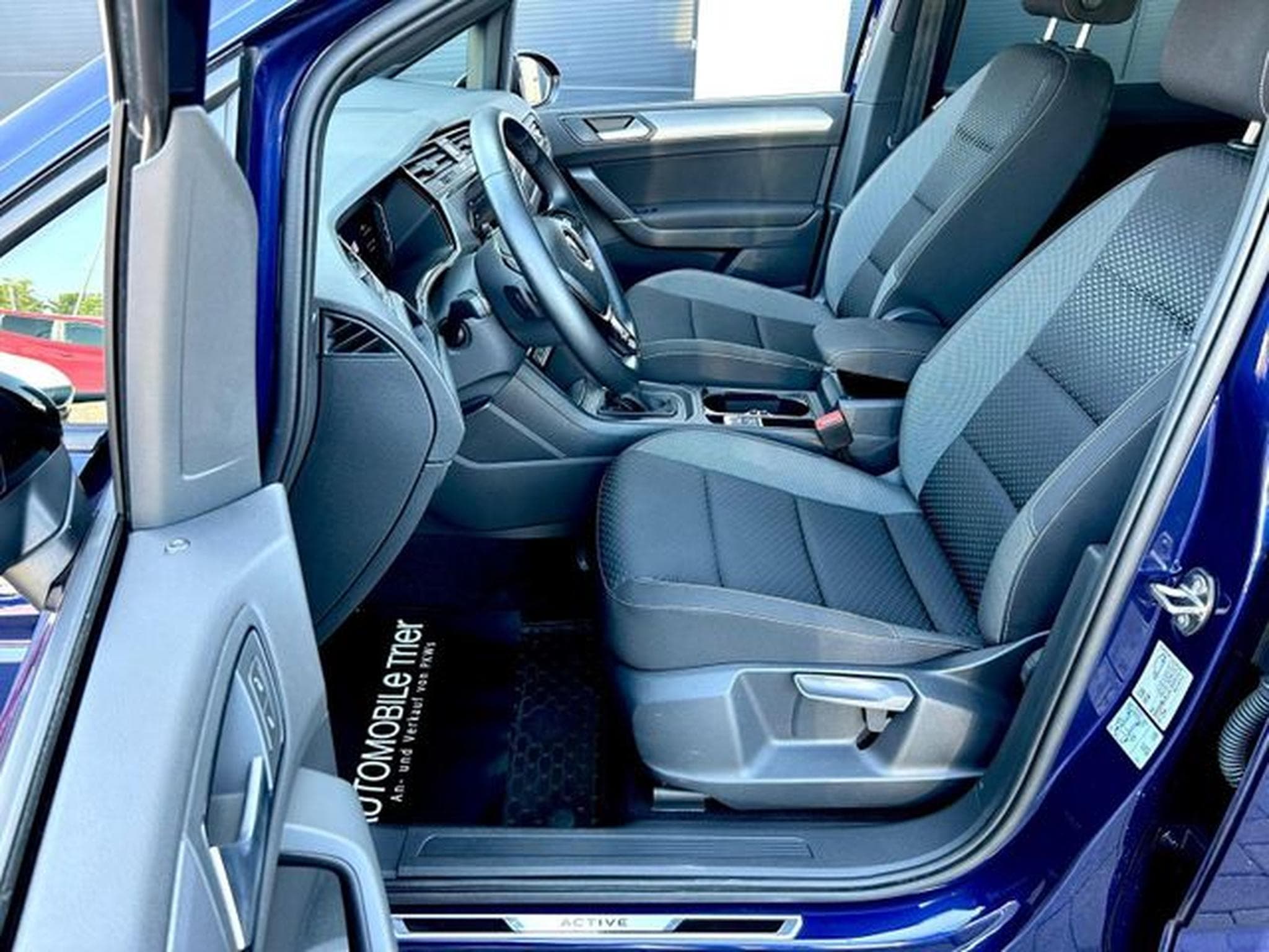 VW Touran Touran 1.5 TSI DSG /NAVI/LED/ACC/CAM/GARANTIE/ (2021) - Foto 9