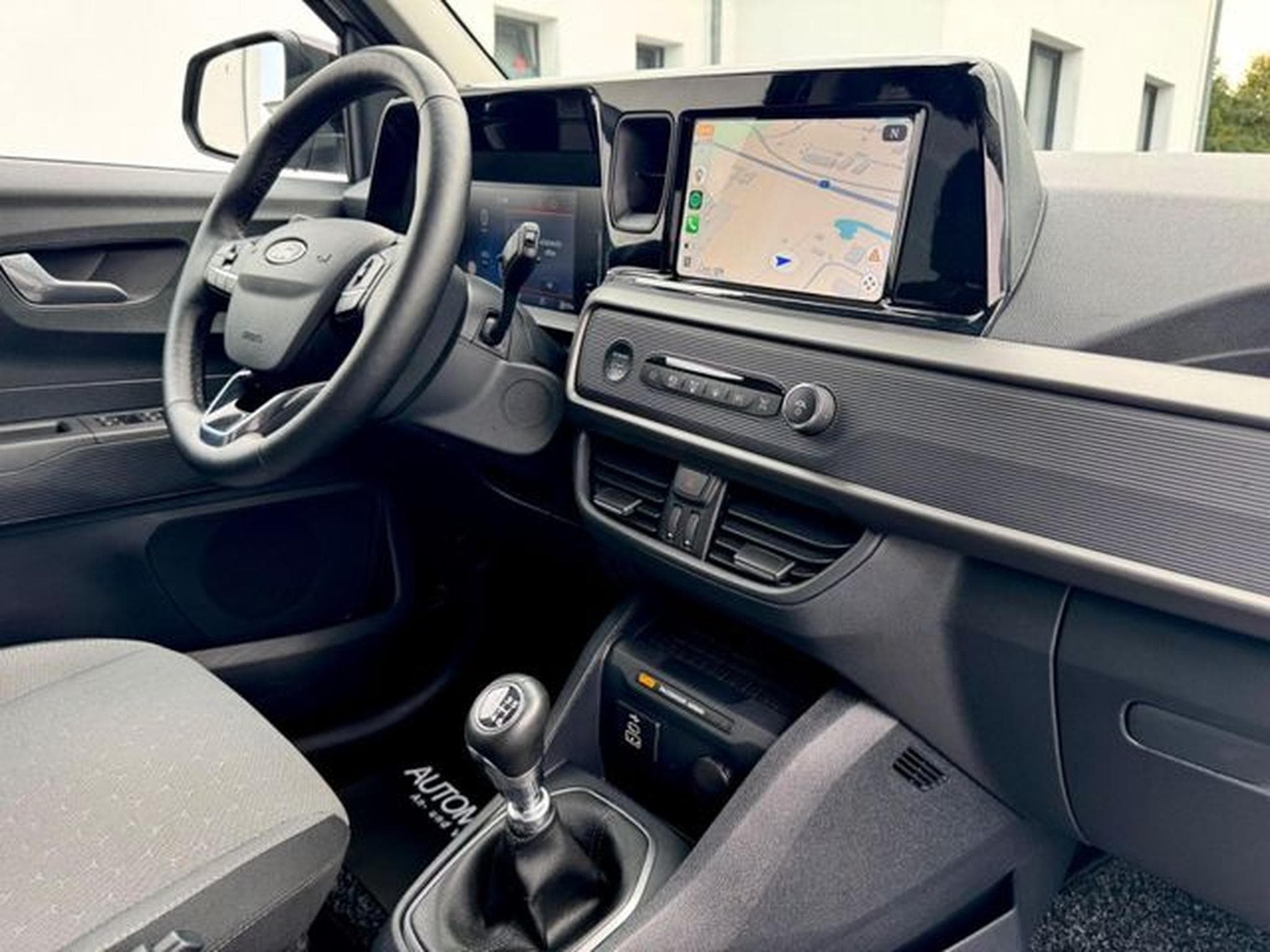 Ford Tourneo Tourneo Courier Titanium /KLIMA/APP/CAM/GARANTIE (2024) - Photo 12