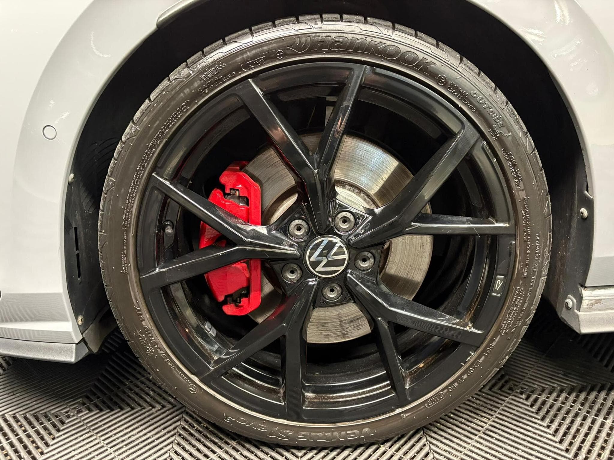 VW Golf GTI 2.0 TSI  245 CH DSG7 (2022) - Photo 15