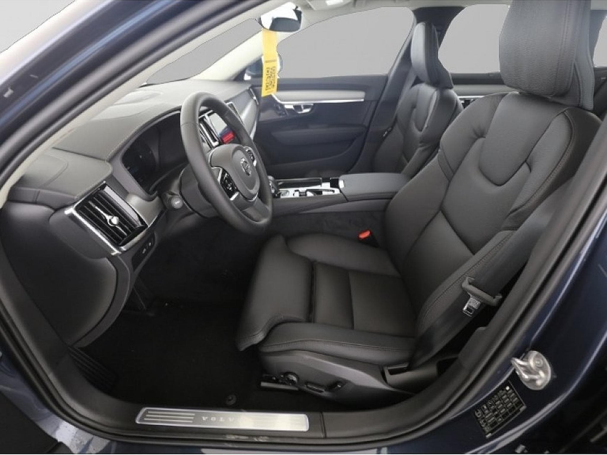 Volvo V90 (2024) - Photo 3