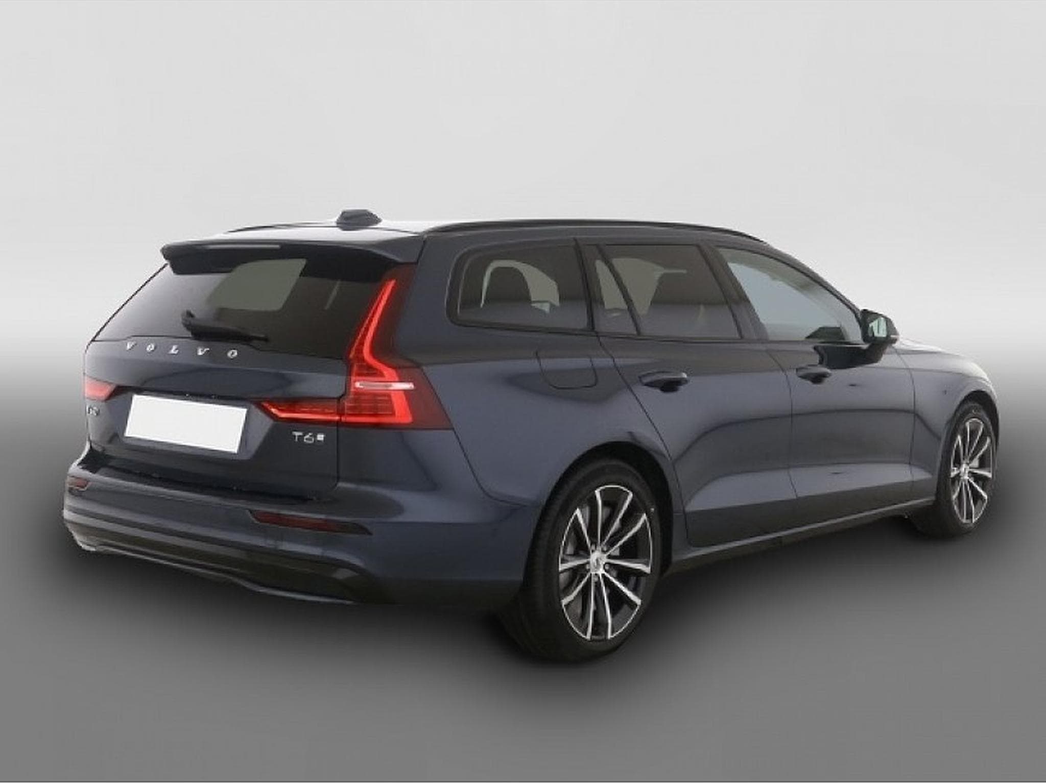 Volvo V60 (2024) - Photo 2