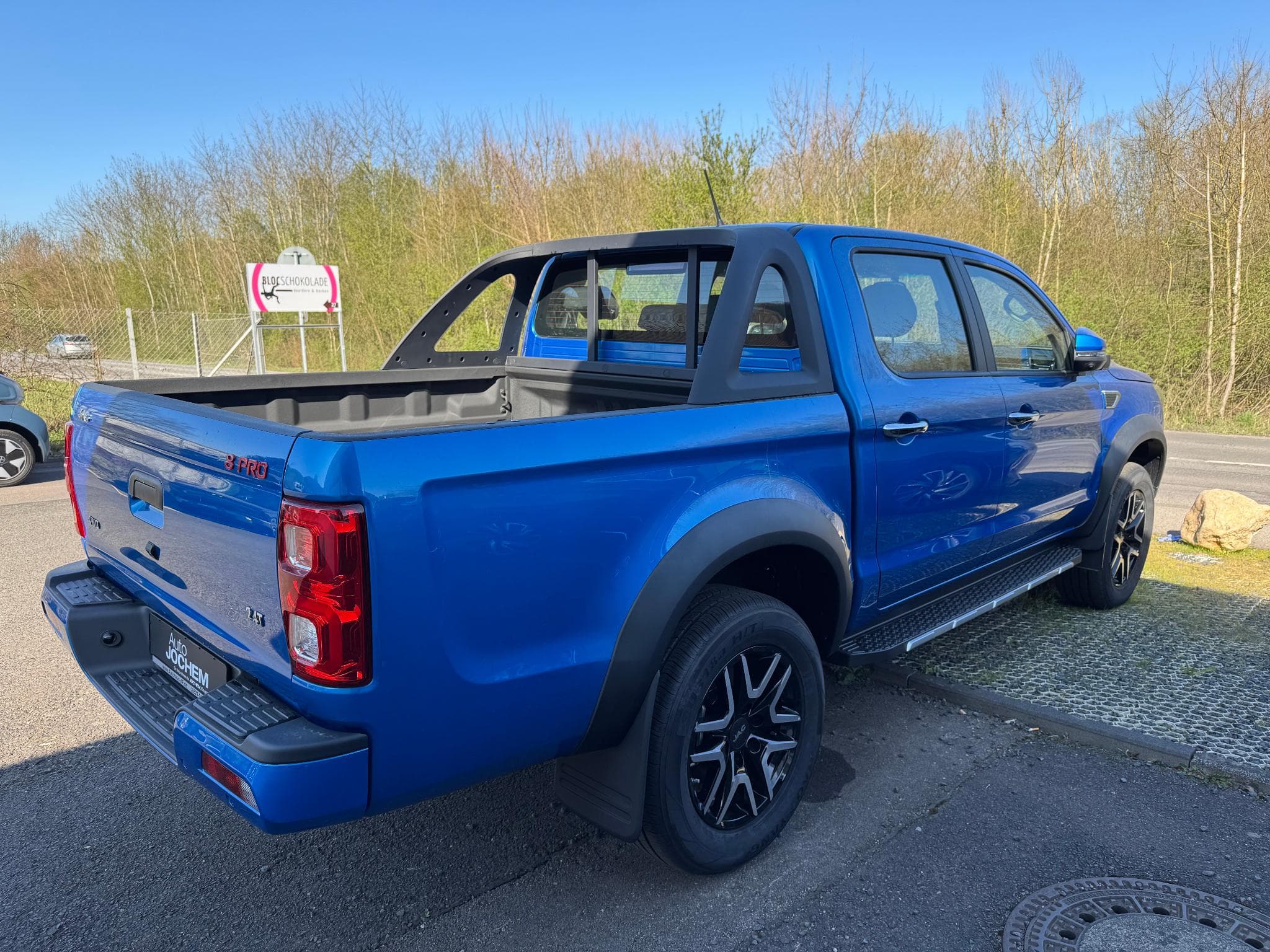 JAC 8 Pro 2,4L 4x4 3t AHL Pickup 360-Kamera (2025) - Photo 4