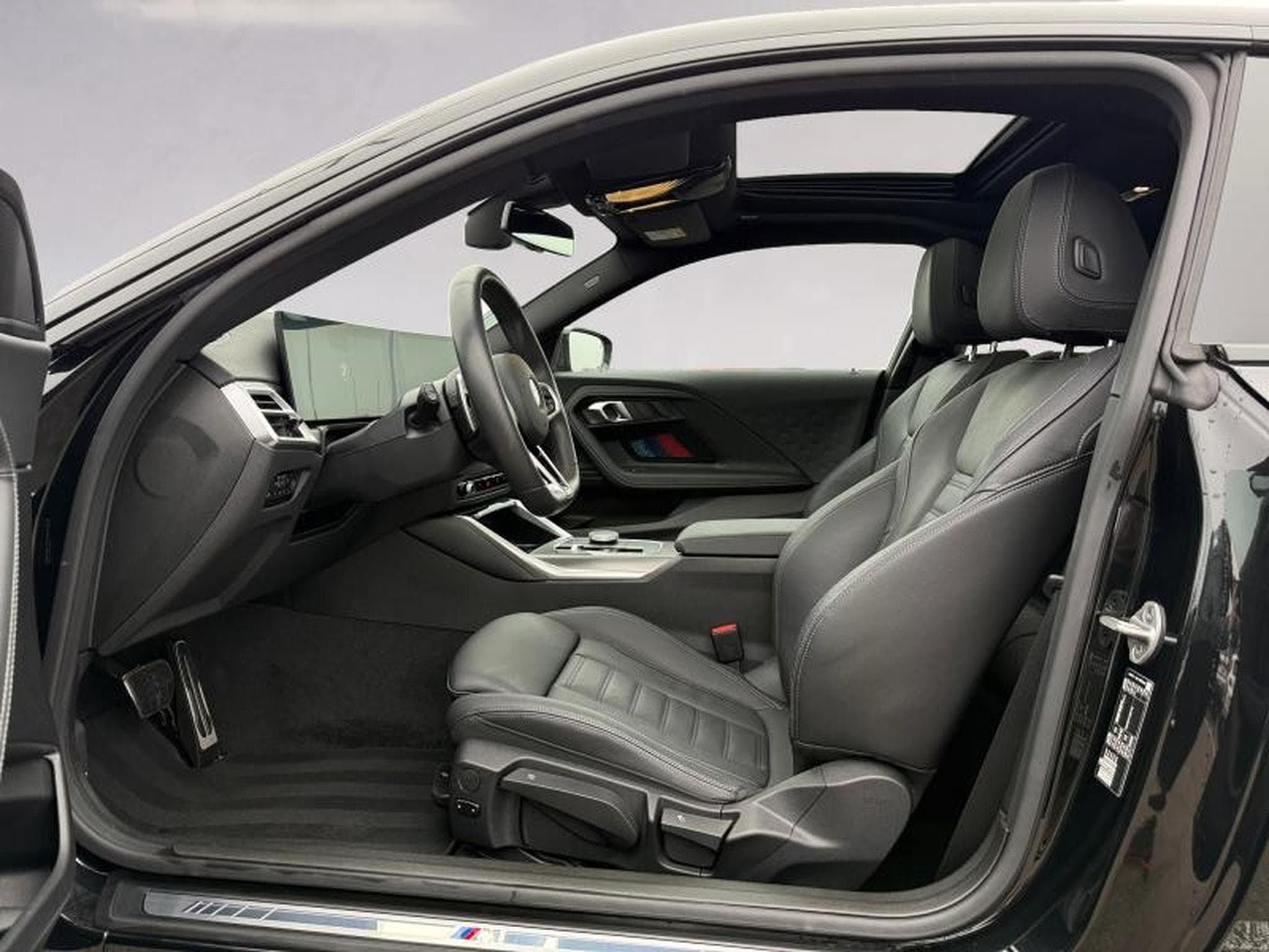 BMW 220 220d Coupé Kit M Sport (2025) - Foto 9