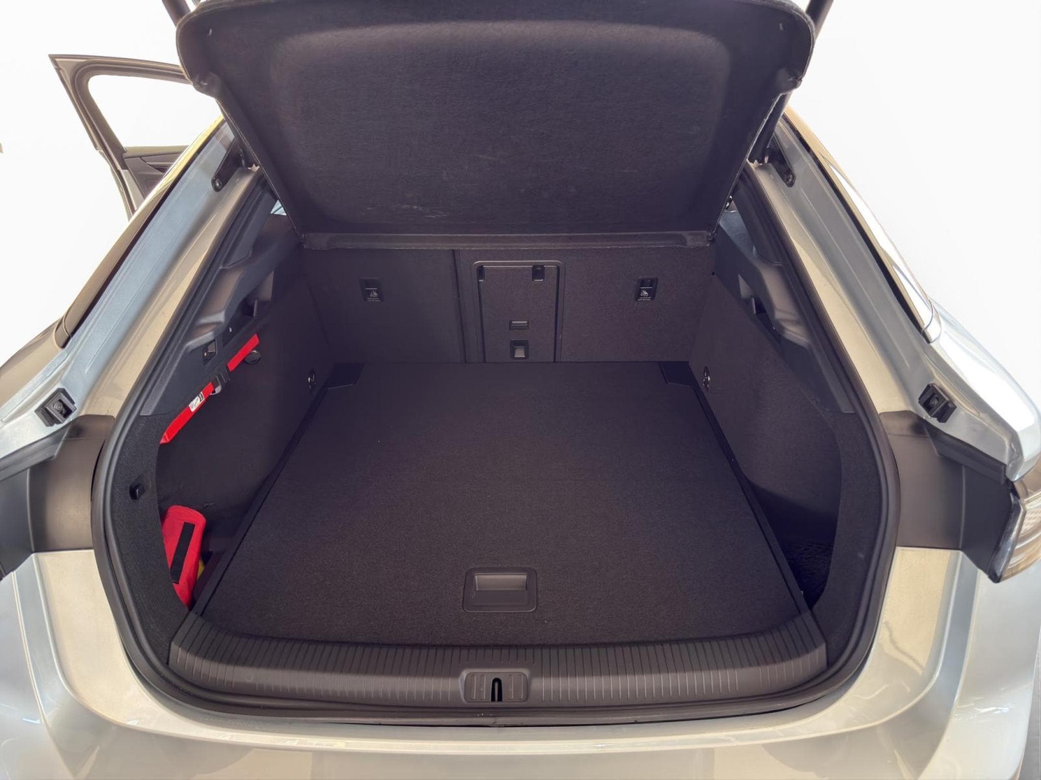 VW ID.7 PRO (2024) - Photo 17