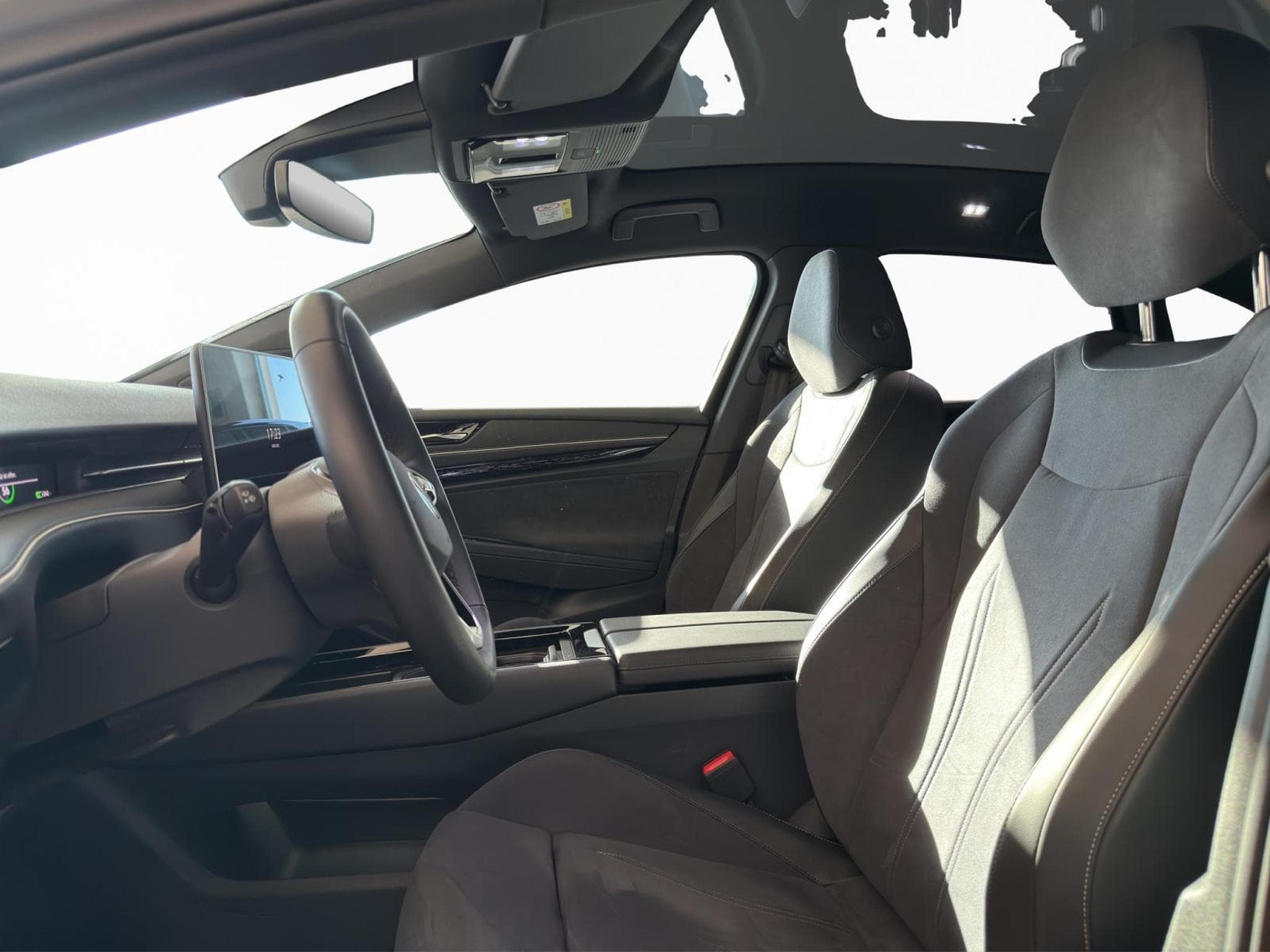 VW ID.7 PRO (2024) - Photo 9