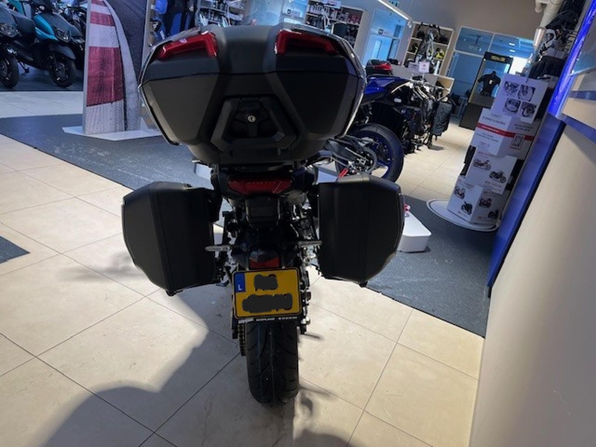 Yamaha TRACER 9 GT + + (2025) - Foto 3