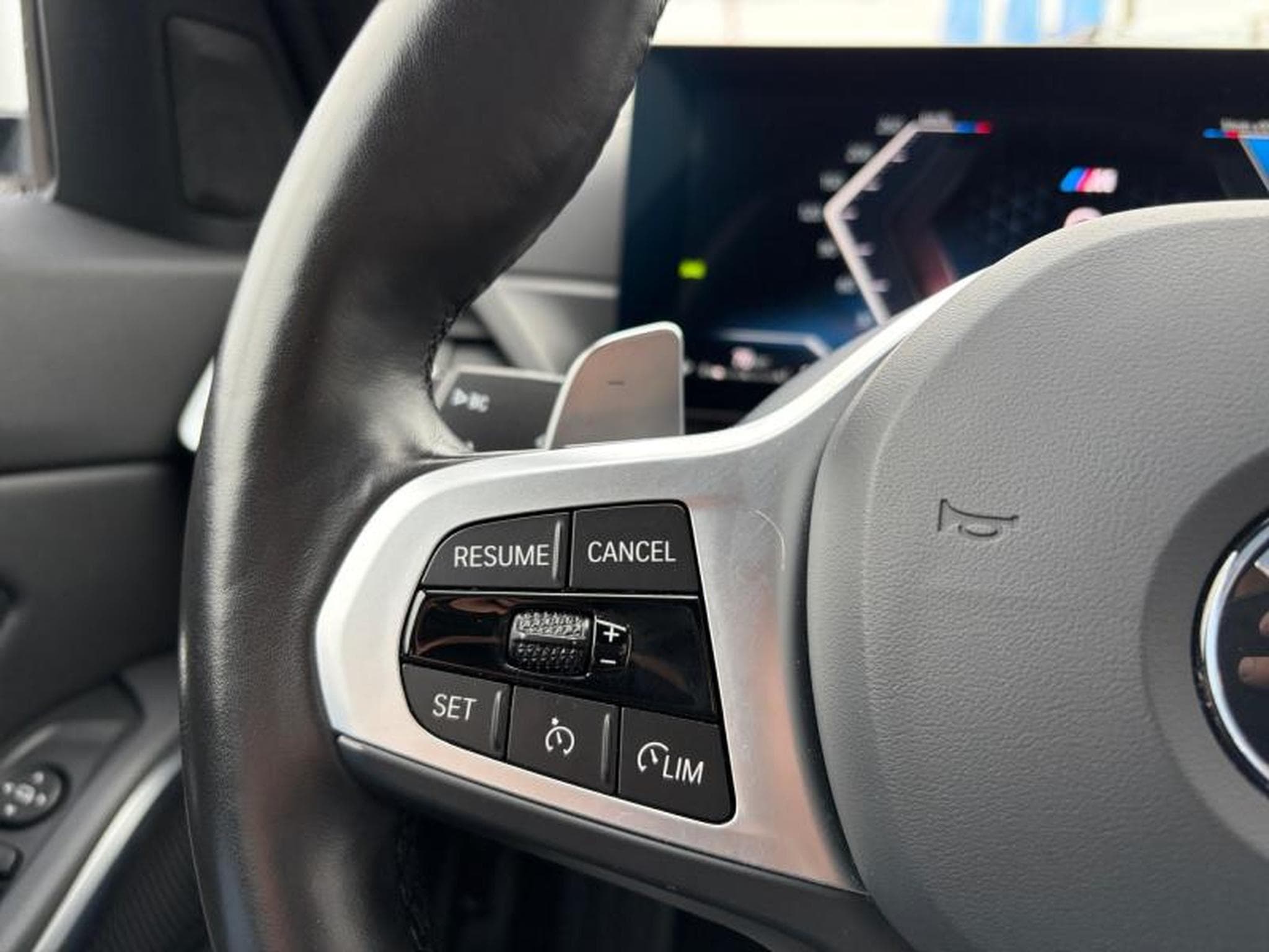 BMW 320 320d xDrive Touring Kit M Sport (2023) - Photo 11