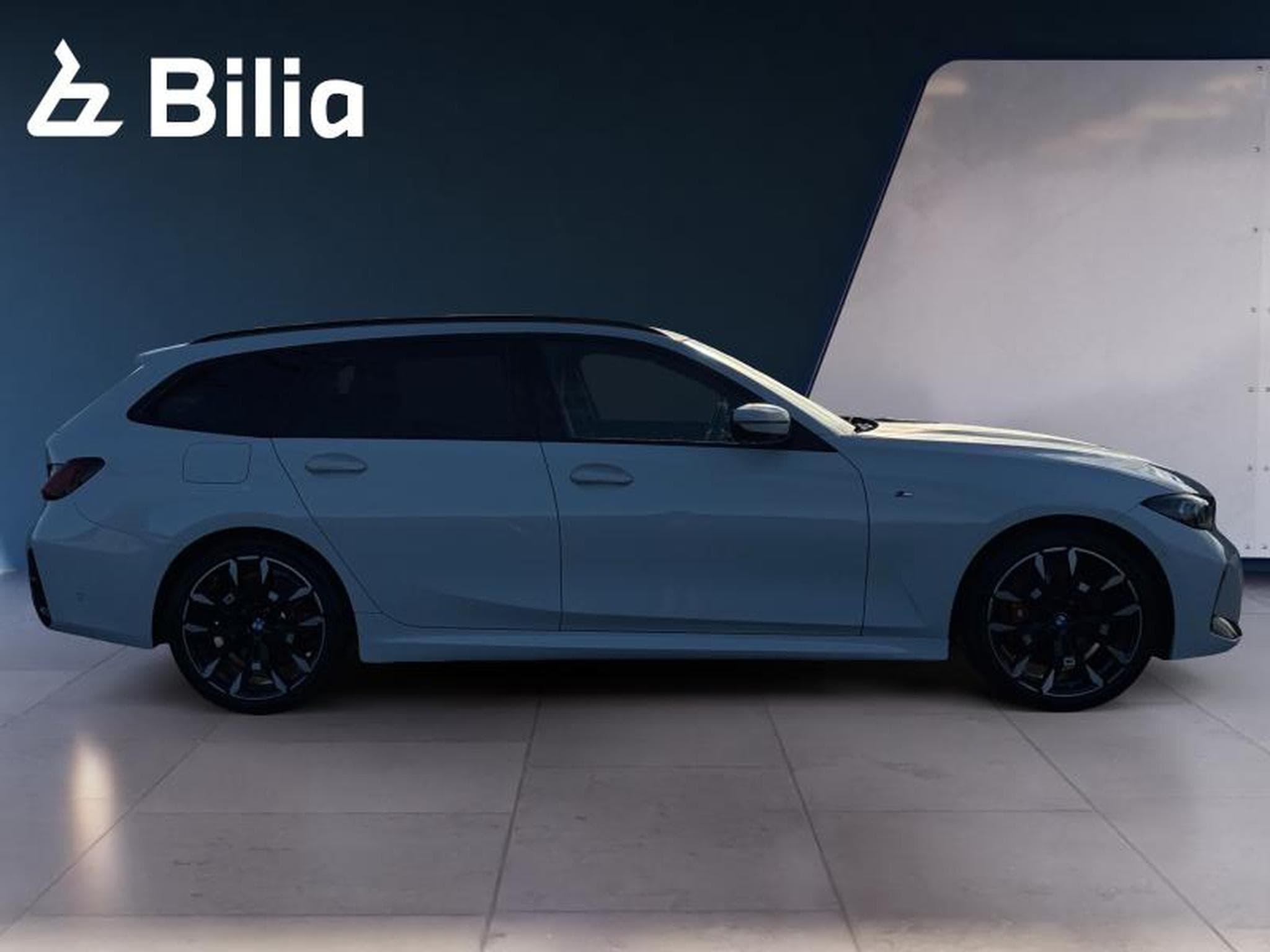 BMW 320 320i Touring Kit M Sport (2025) - Photo 3