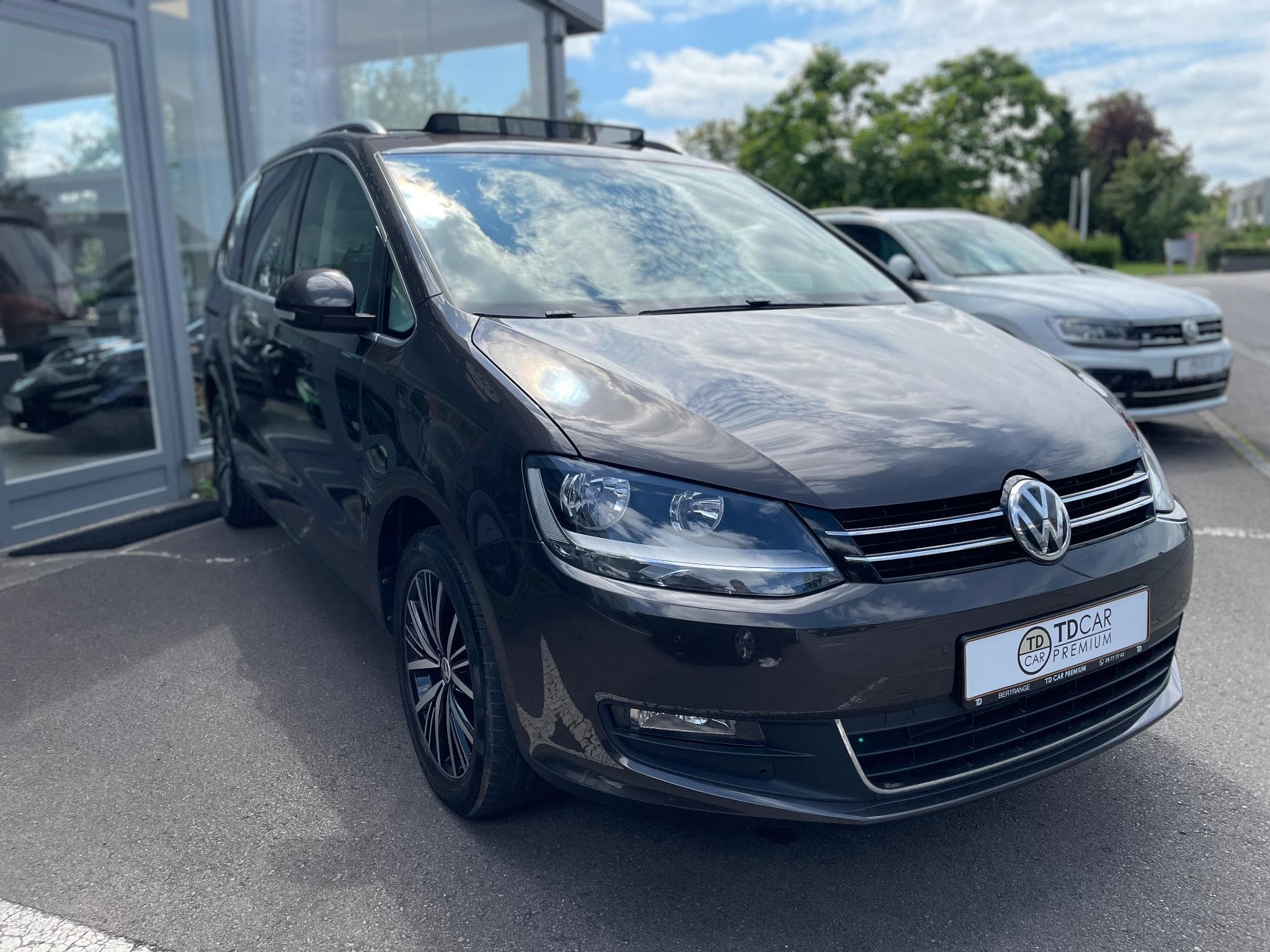 VW Sharan 2.0 Tdi 150 DSG Allstar 7 places (2016) - Photo 3