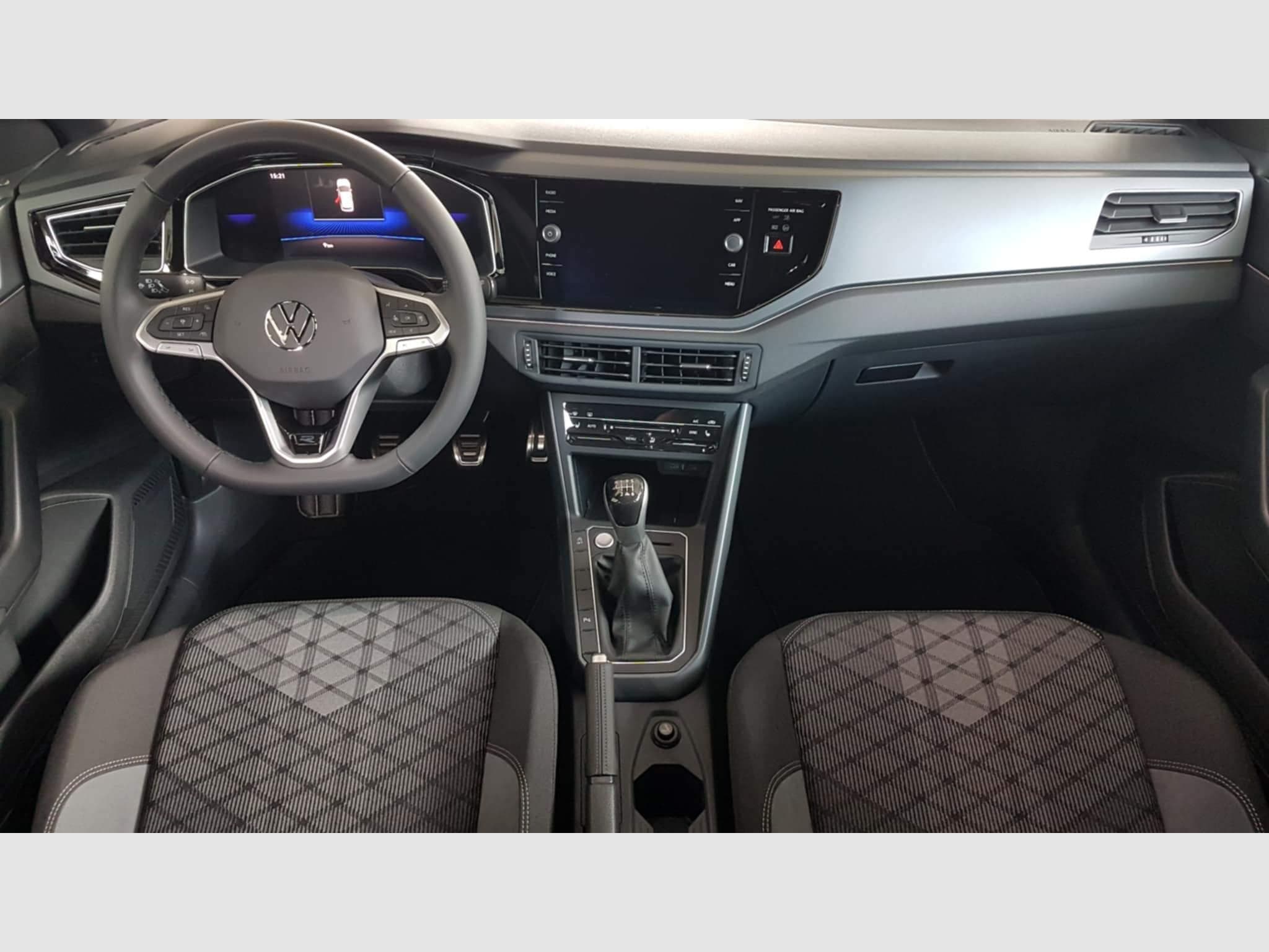 VW Taigo R-Line 1.0 TSI 6V (2025) - Photo 4