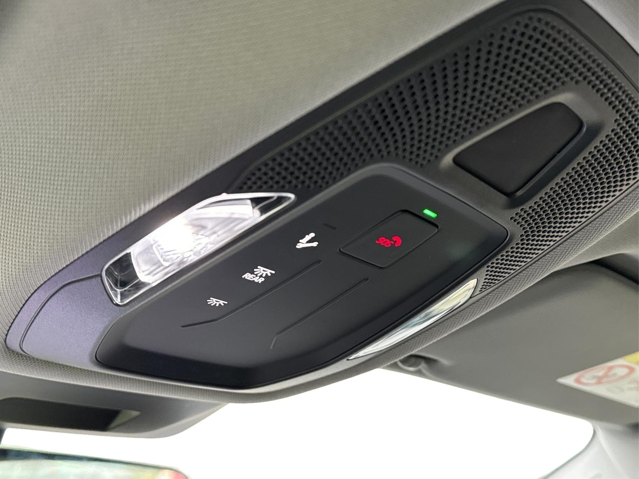 Audi A5 Avant Basis (2024) - Photo 19