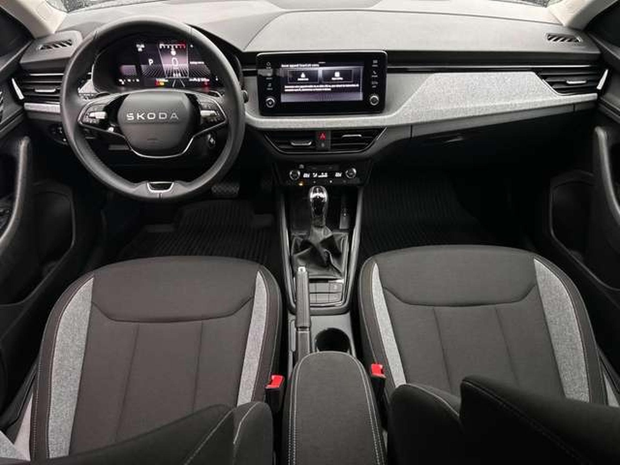 Skoda Scala 1.0 TSI 116 DSG7 SELECTION (2025) - Photo 3