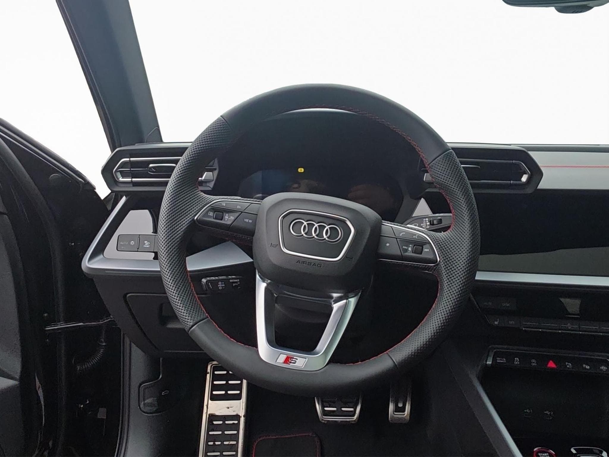 Audi S3 TFSI Sportback quattro S tronic (2026) - Foto 10