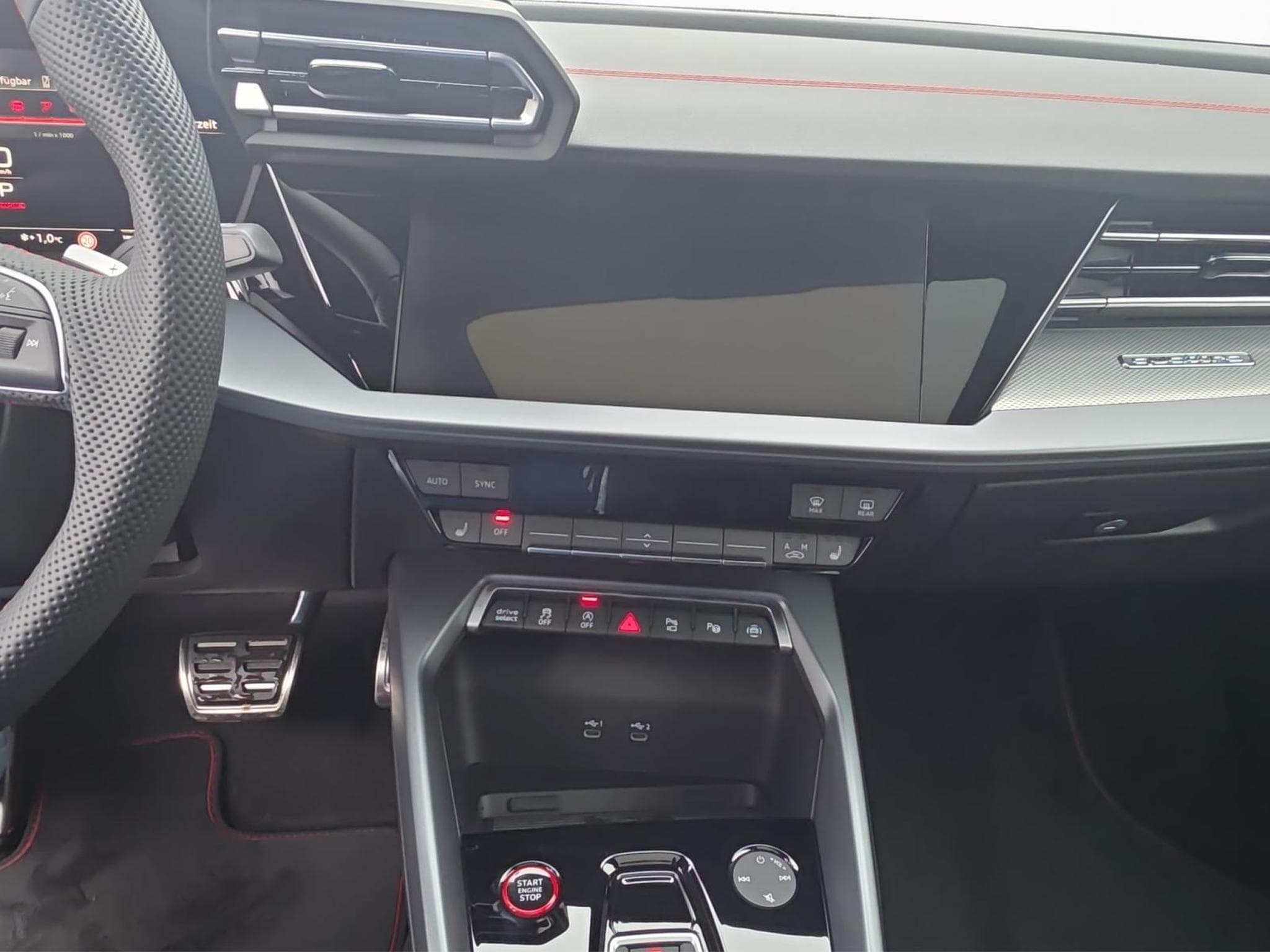 Audi S3 TFSI Sportback quattro S tronic (2026) - Foto 12