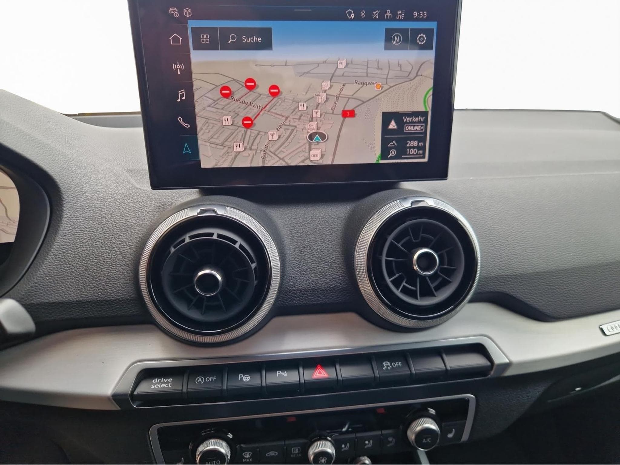 Audi Q2 S line (2025) - Photo 13