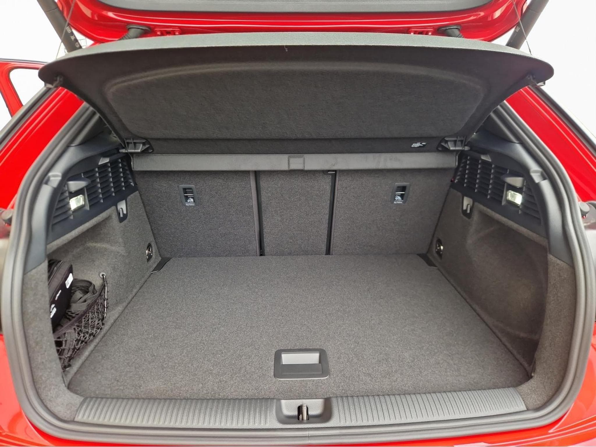 Audi Q2 S line (2025) - Photo 17