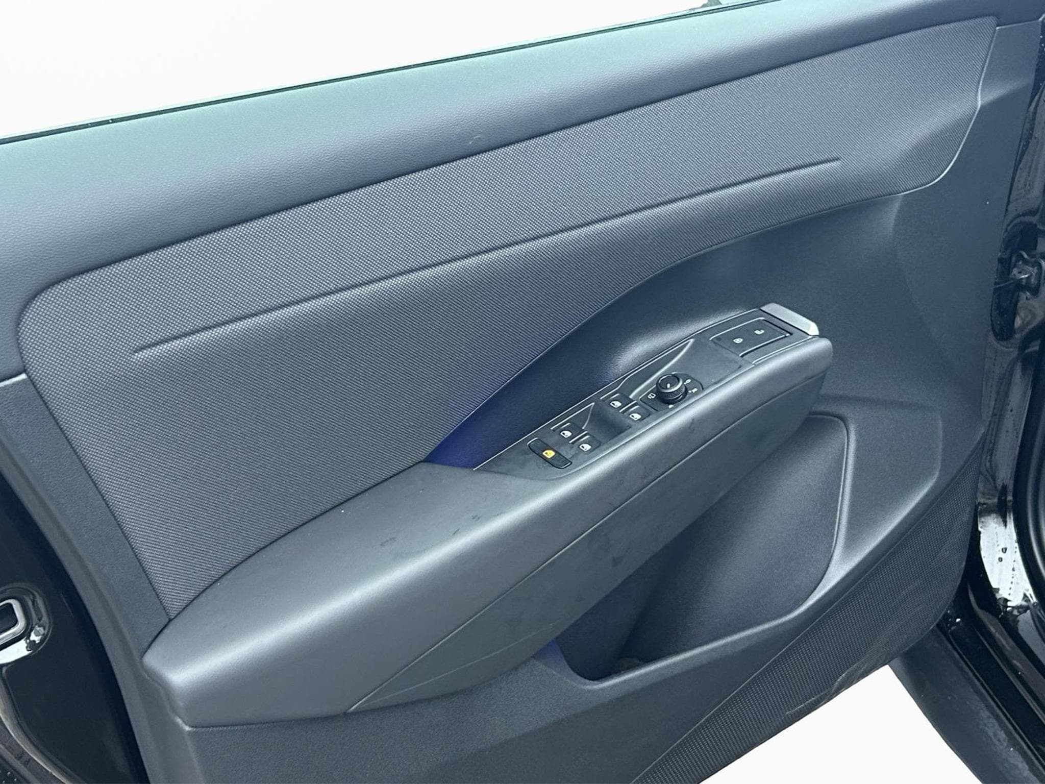 VW T-Roc Life (2025) - Photo 16