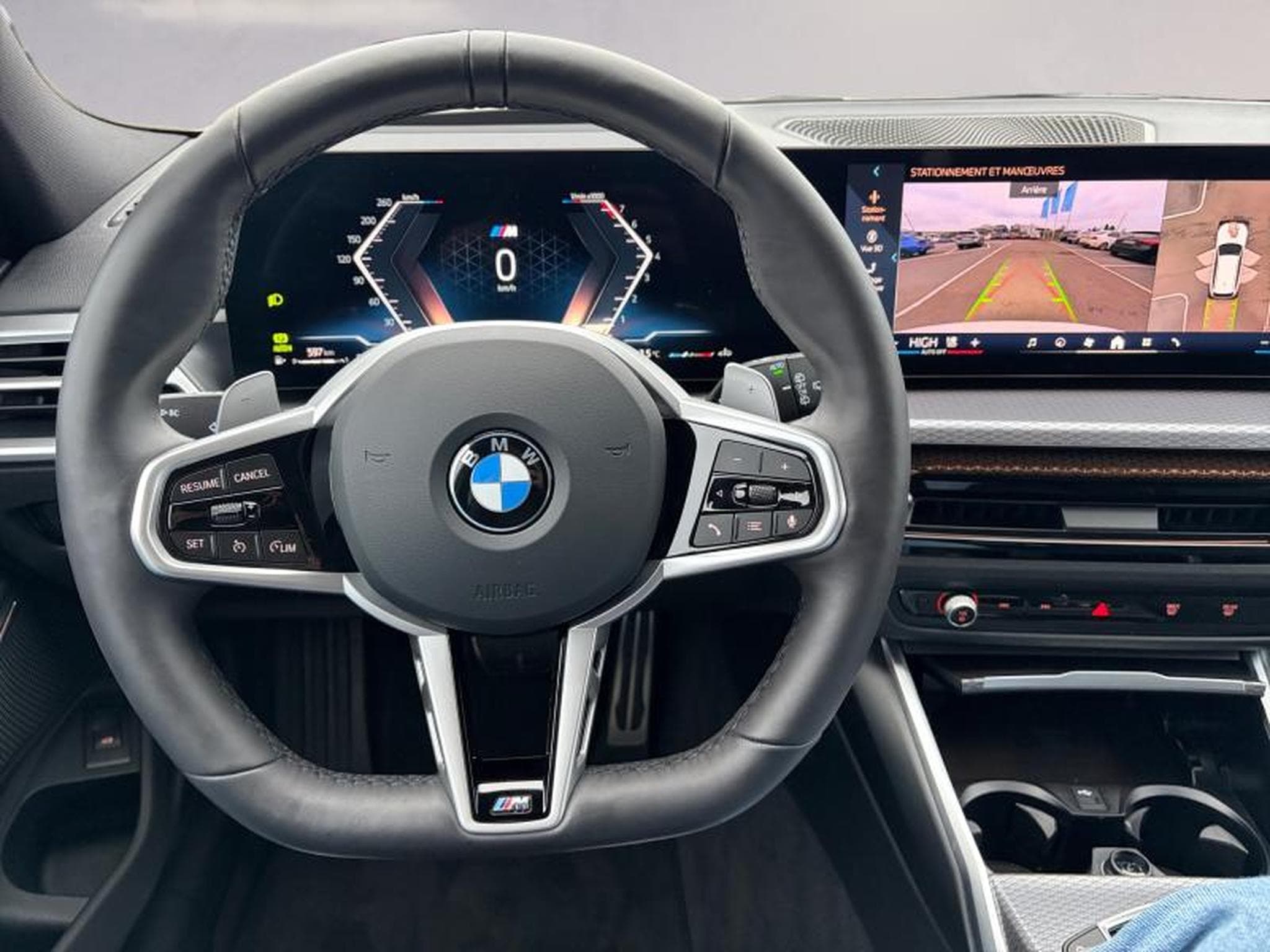 BMW 318 318i Touring Kit M Sport (2025) - Photo 7