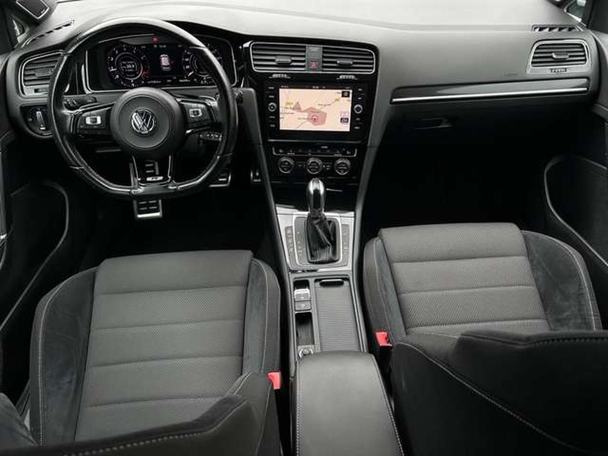 VW Golf 4 MOTION DSG (2018) - Photo 3