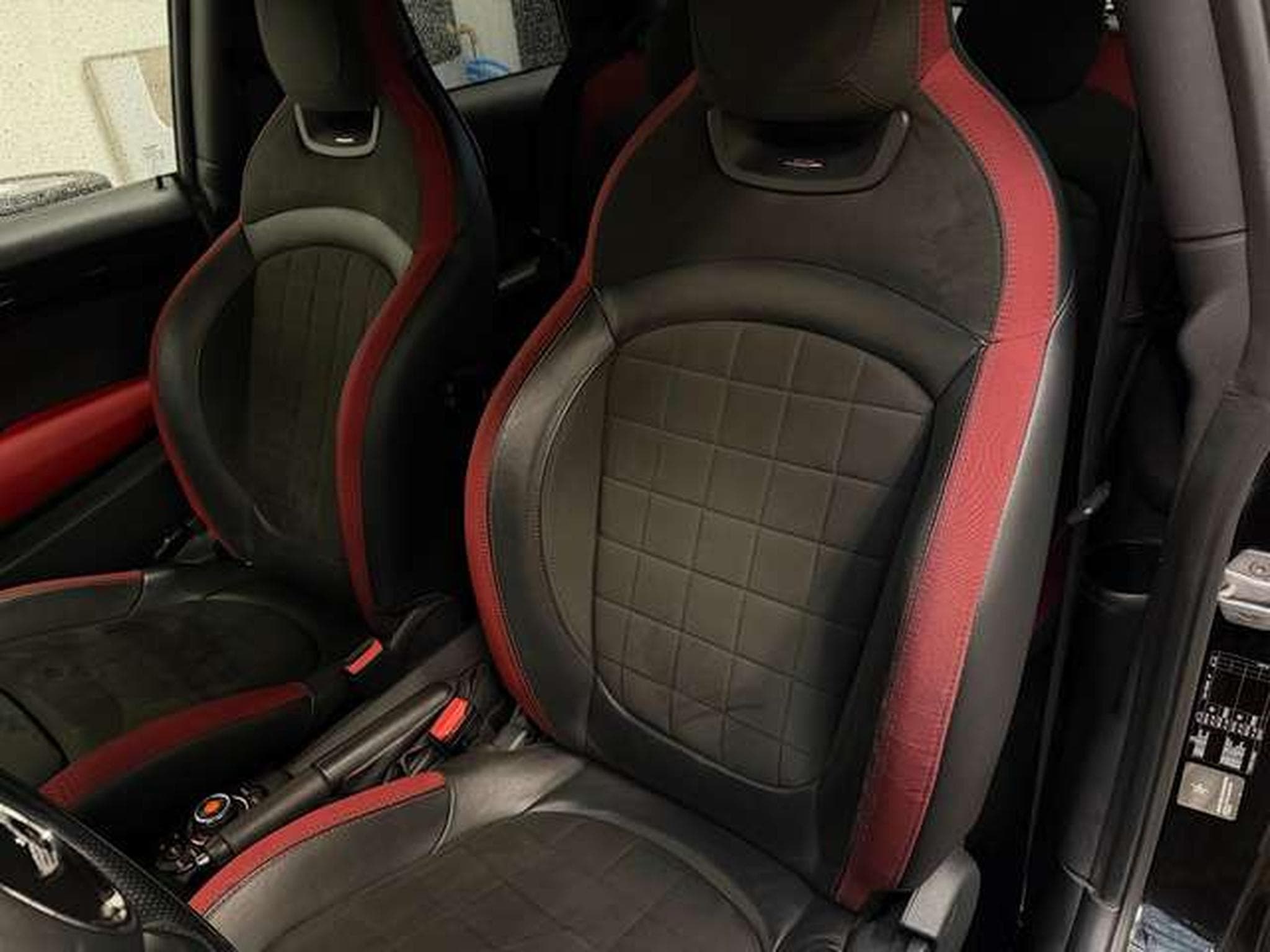 MINI Cooper COOPER 1.5 136 JCW (2018) - Photo 9