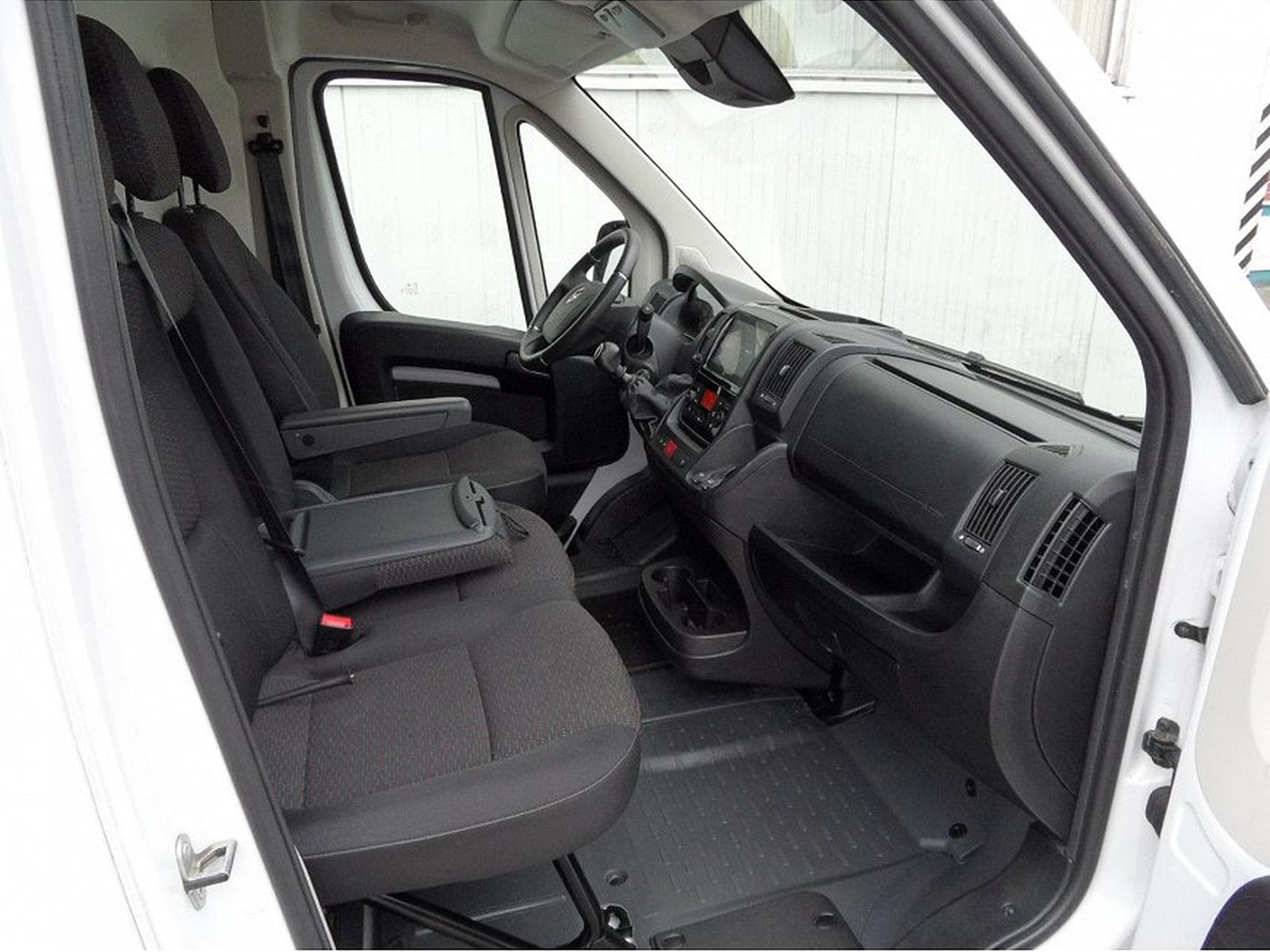 Opel Movano (2026) - Foto 12