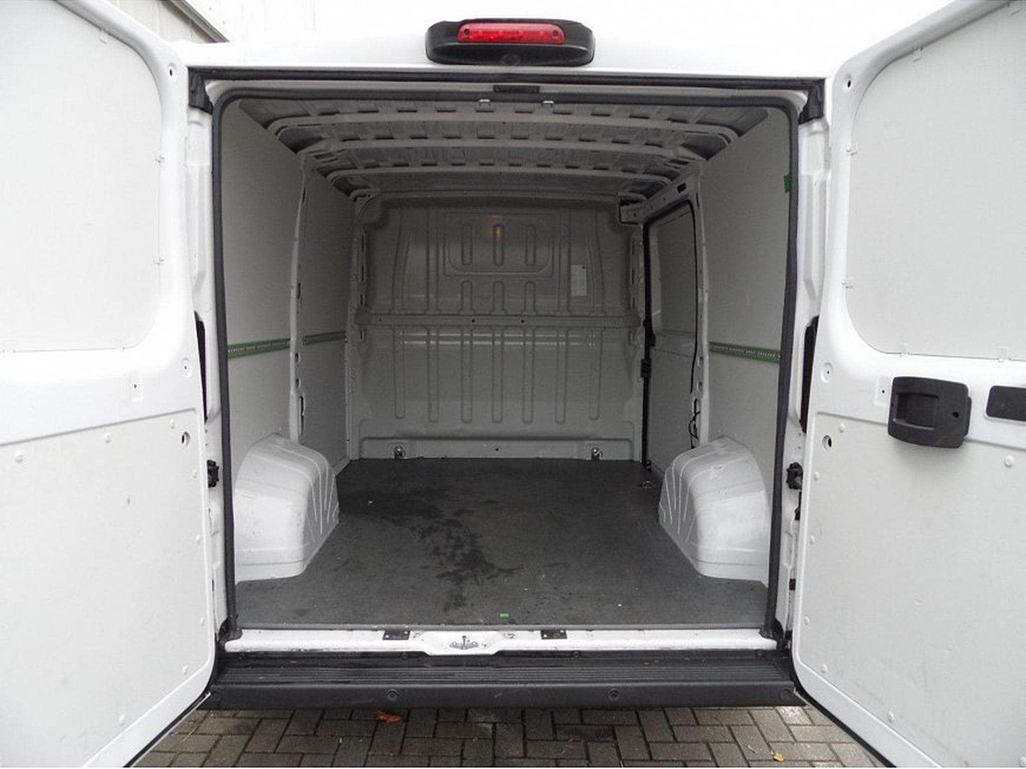 Opel Movano (2026) - Foto 17