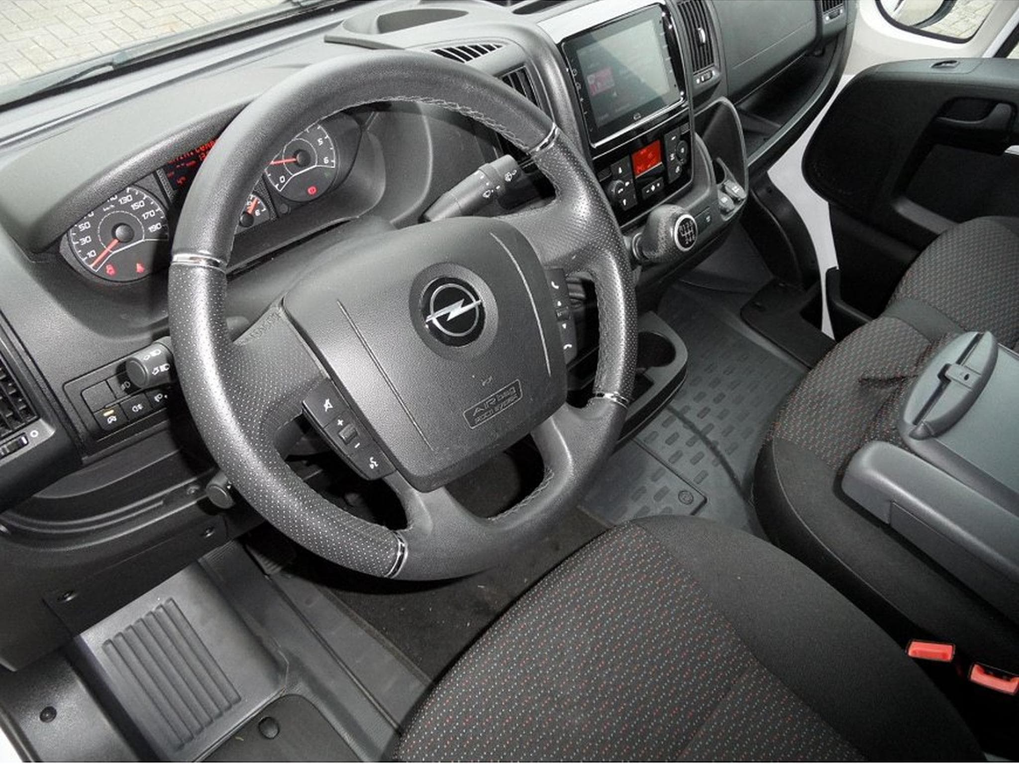 Opel Movano (2026) - Foto 7