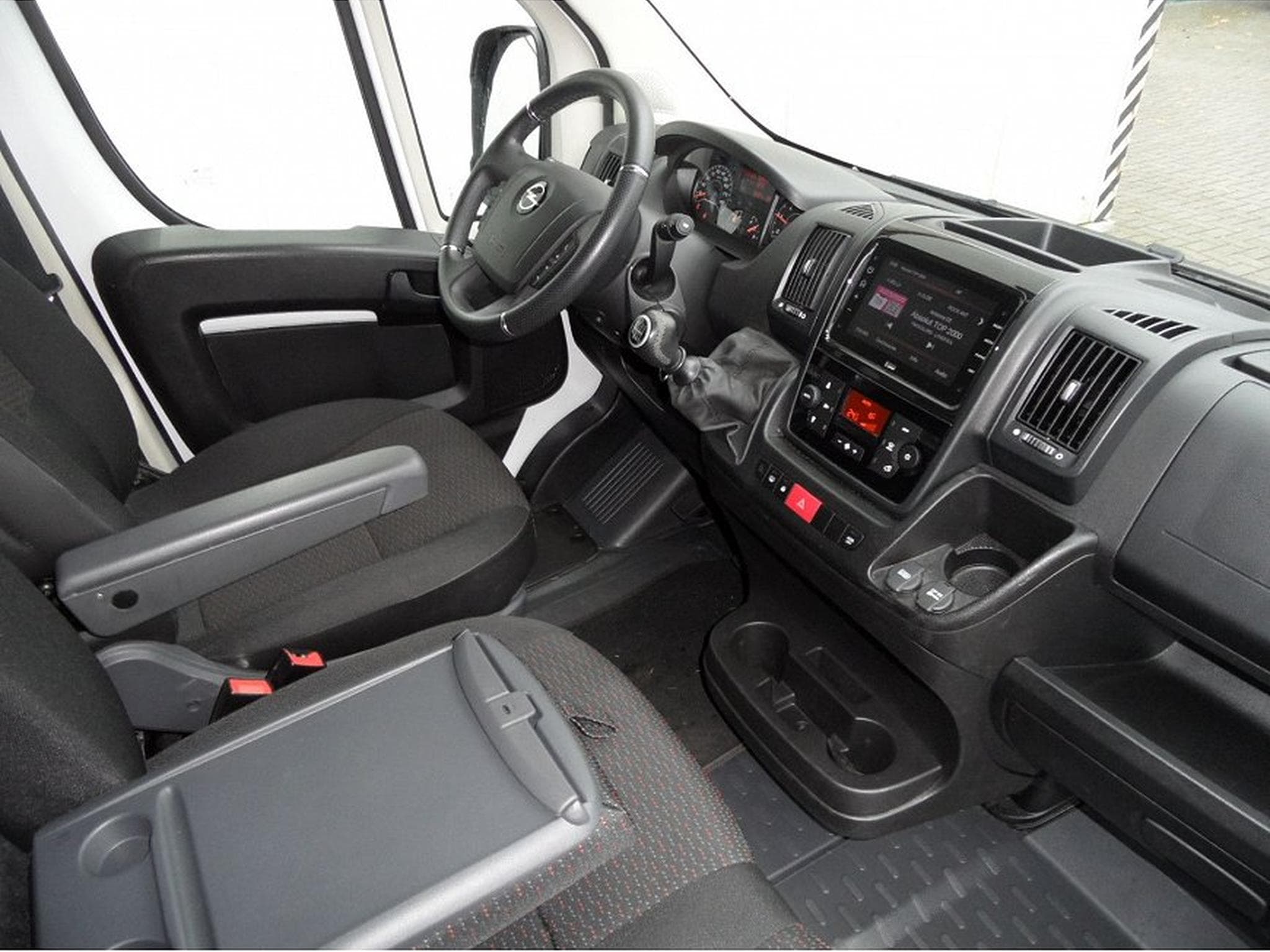 Opel Movano (2026) - Foto 9