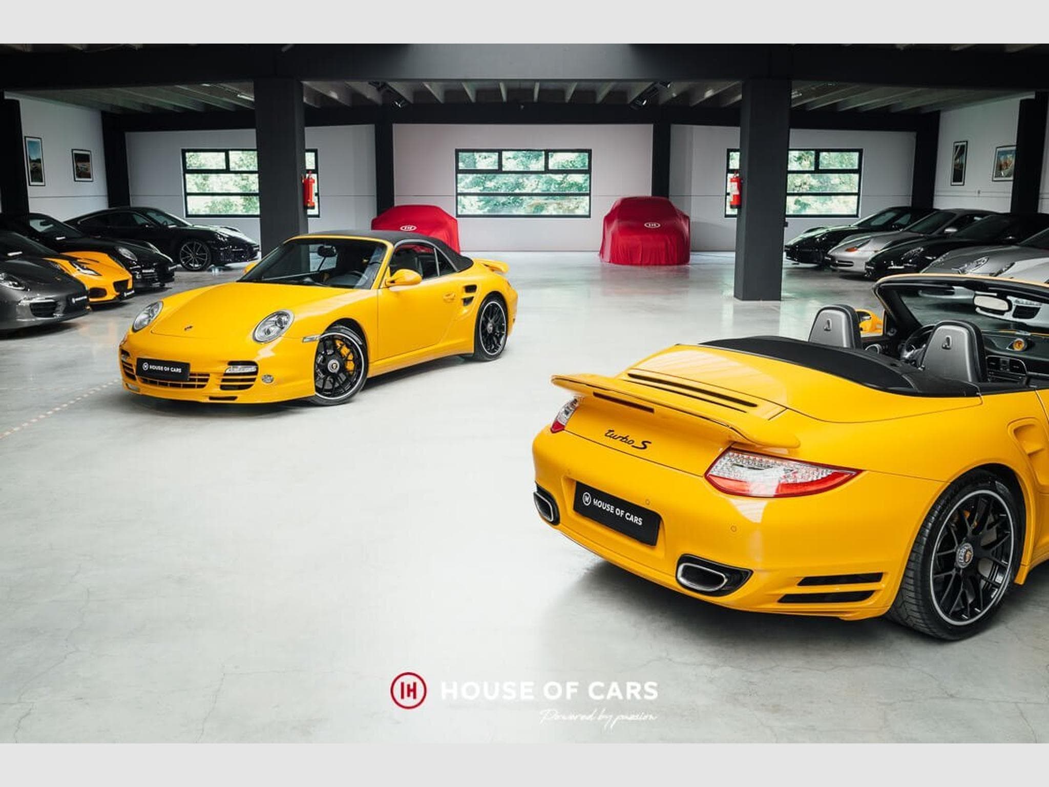 Porsche 911 997.2 Turbo S Cab. PDK - Speed Yellow - 1 of 301 (2011) - Photo 1