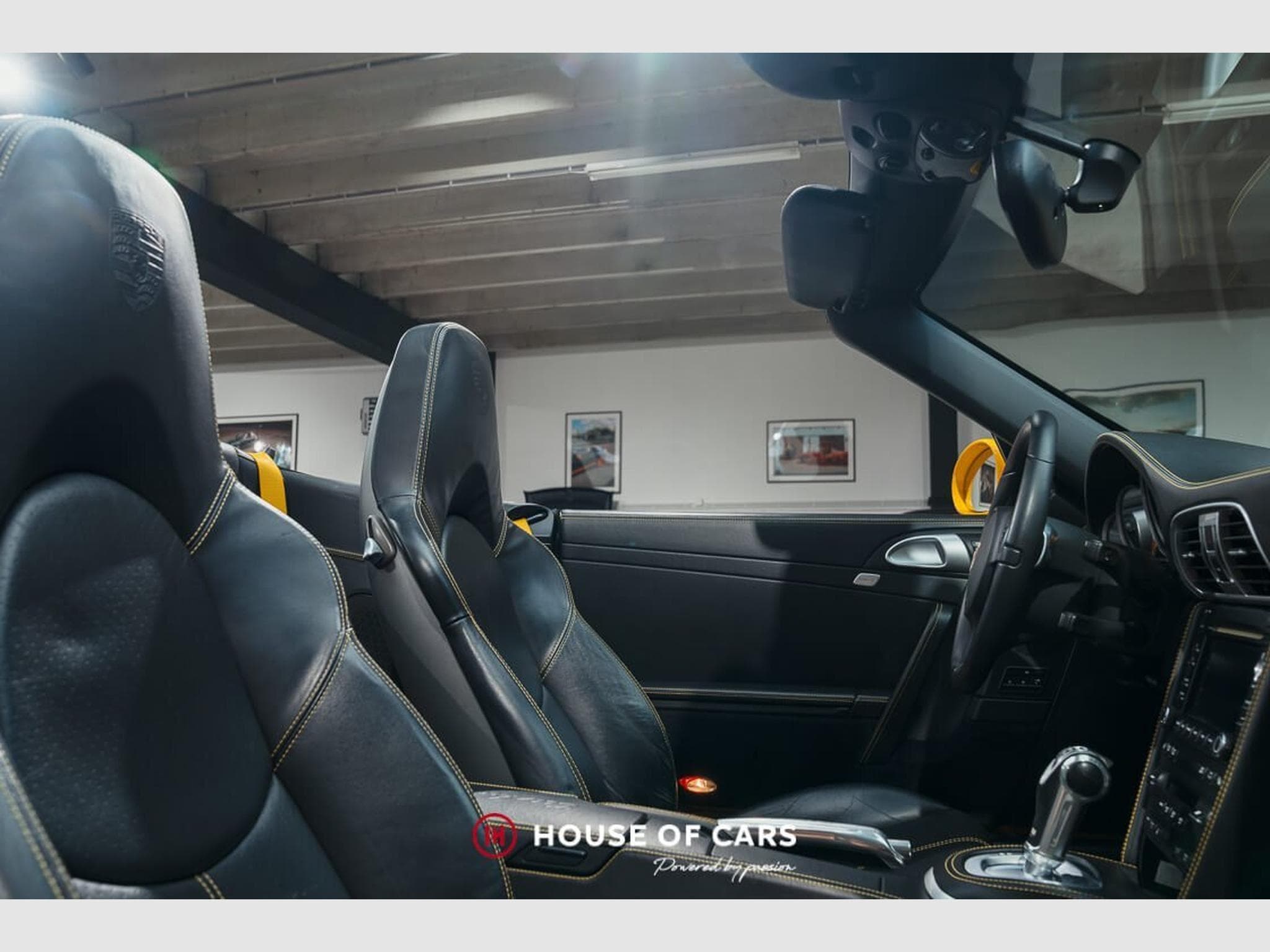 Porsche 911 997.2 Turbo S Cab. PDK - Speed Yellow - 1 of 301 (2011) - Photo 13