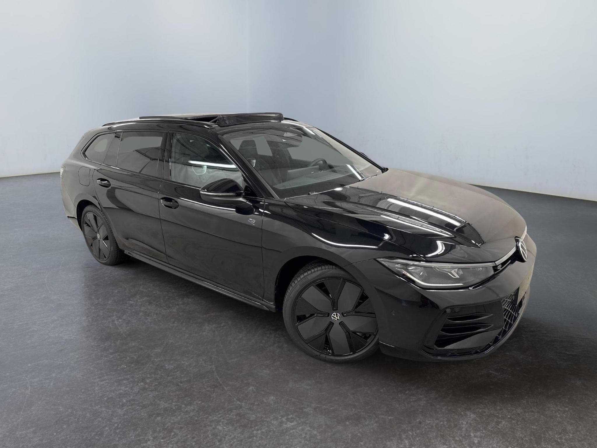 VW Passat Variant R-Line (2026) - Foto 1