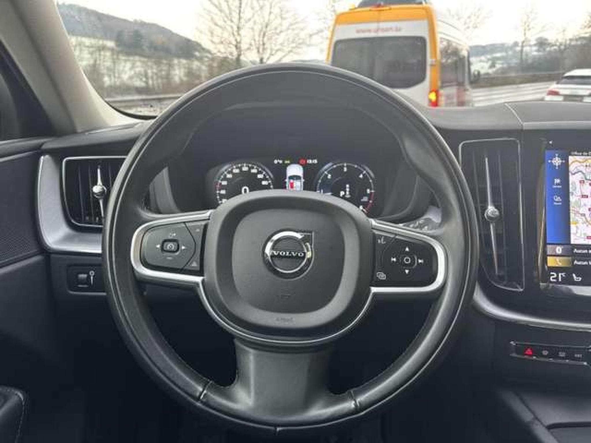 Volvo XC60 Hybrid/Diesel - JUSQU'A 48 MOIS DE GARANTIE (2021) - Photo 11