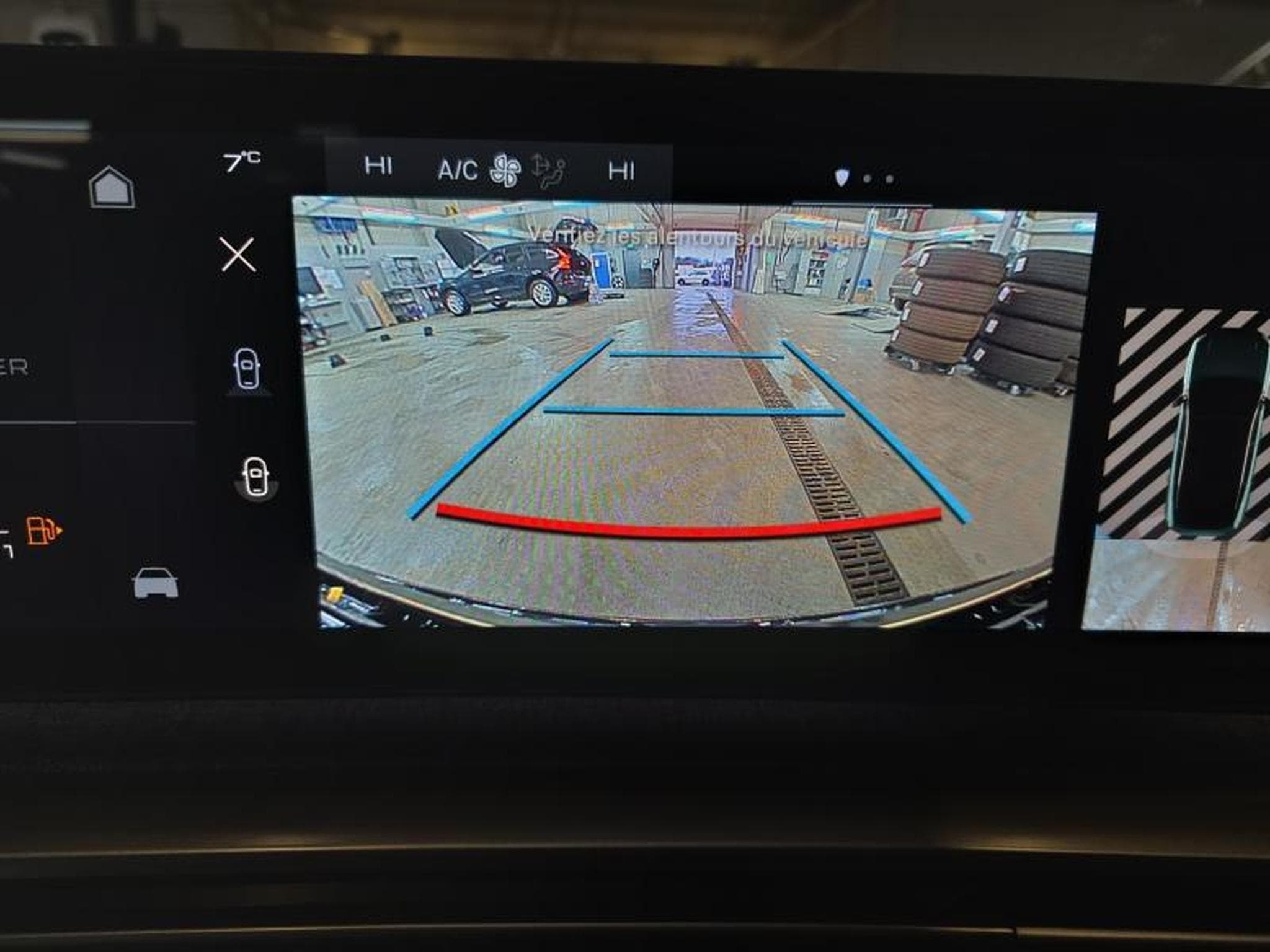 Peugeot 3008 145 e-DCS6 Allure / Hybride (2025) - Foto 16