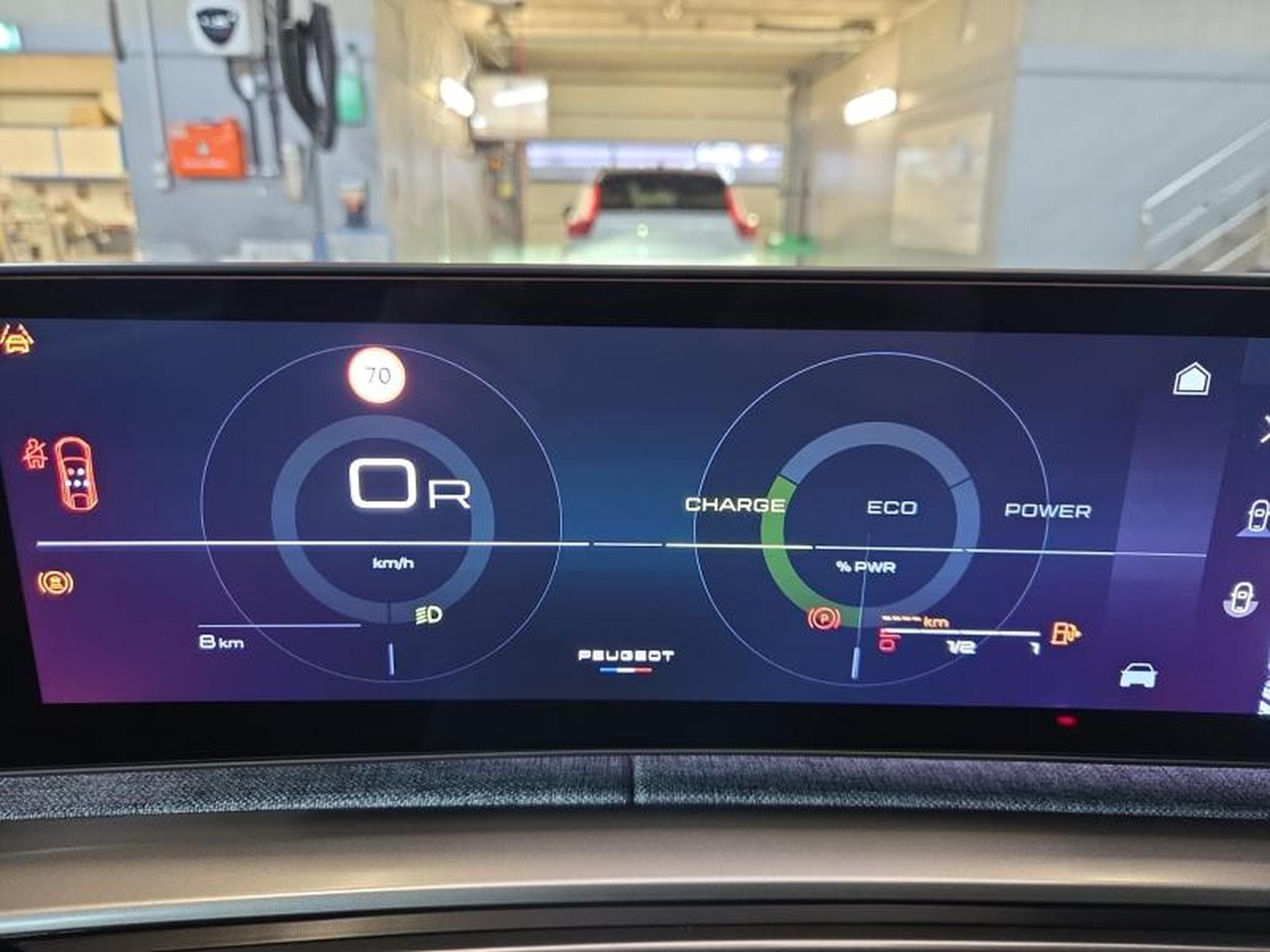Peugeot 3008 145 e-DCS6 Allure / Hybride (2025) - Foto 17