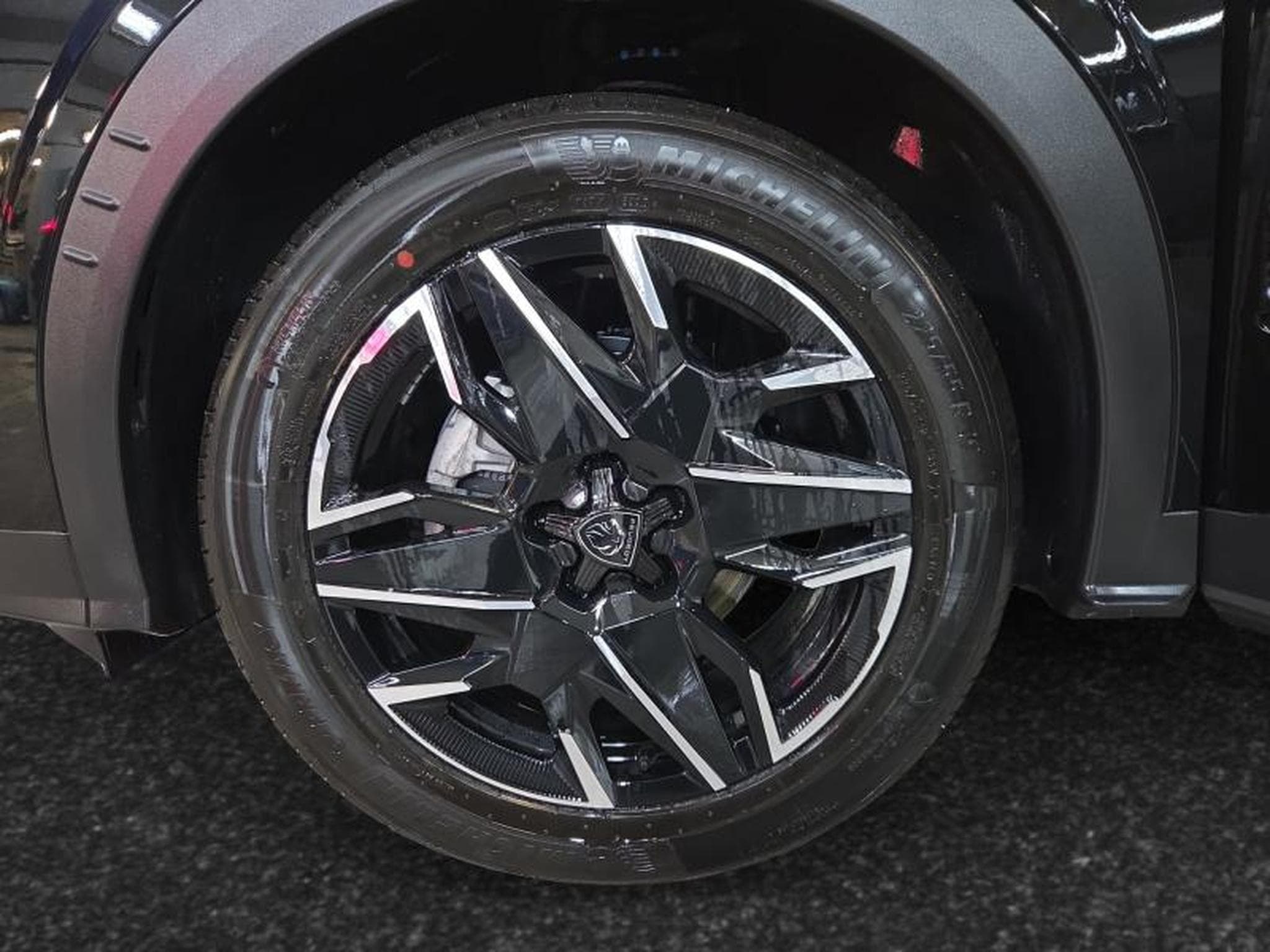 Peugeot 3008 145 e-DCS6 Allure / Hybride (2025) - Foto 9