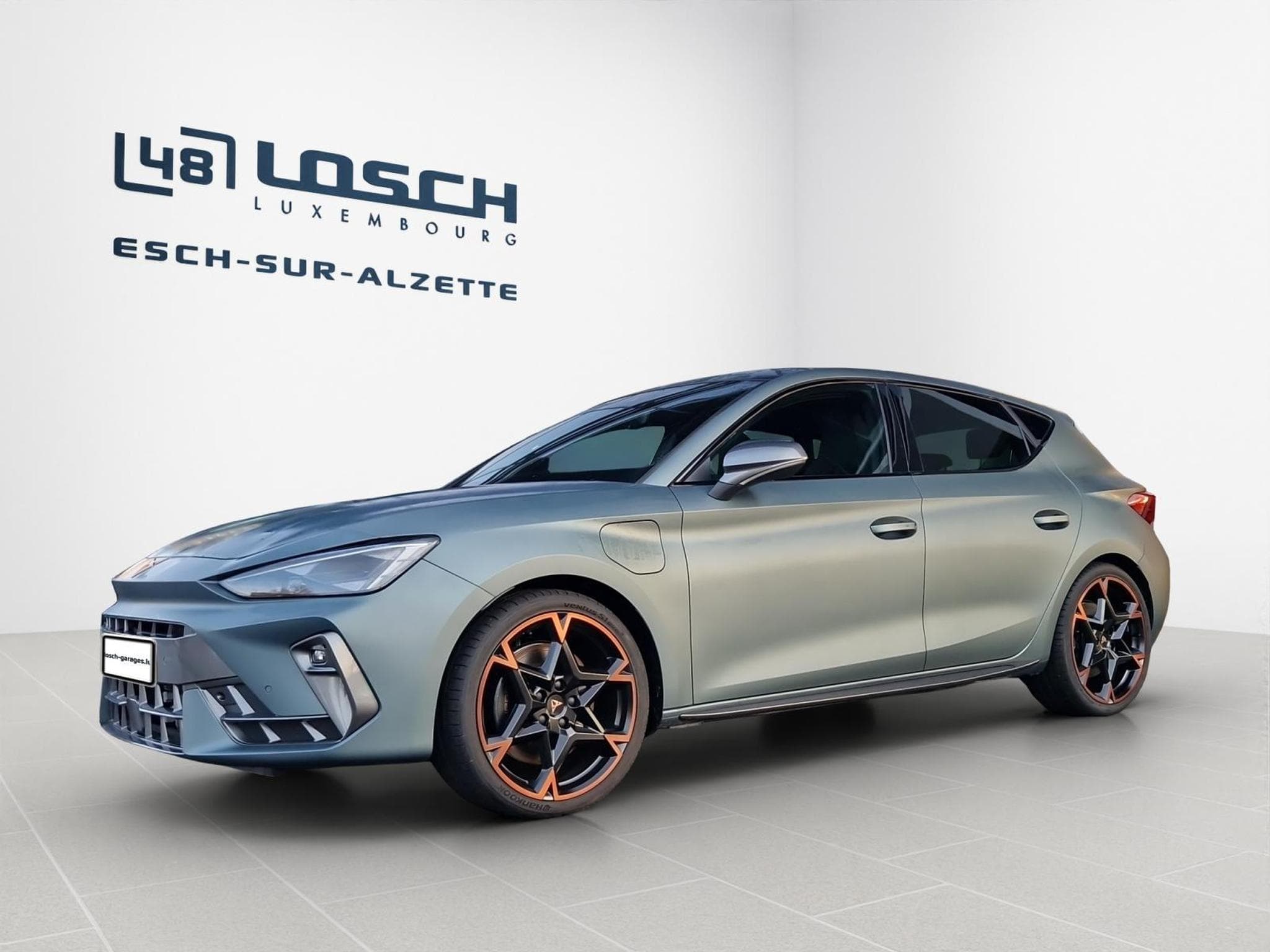 Cupra Leon VZ e-Hybrid (2025) - Photo 2