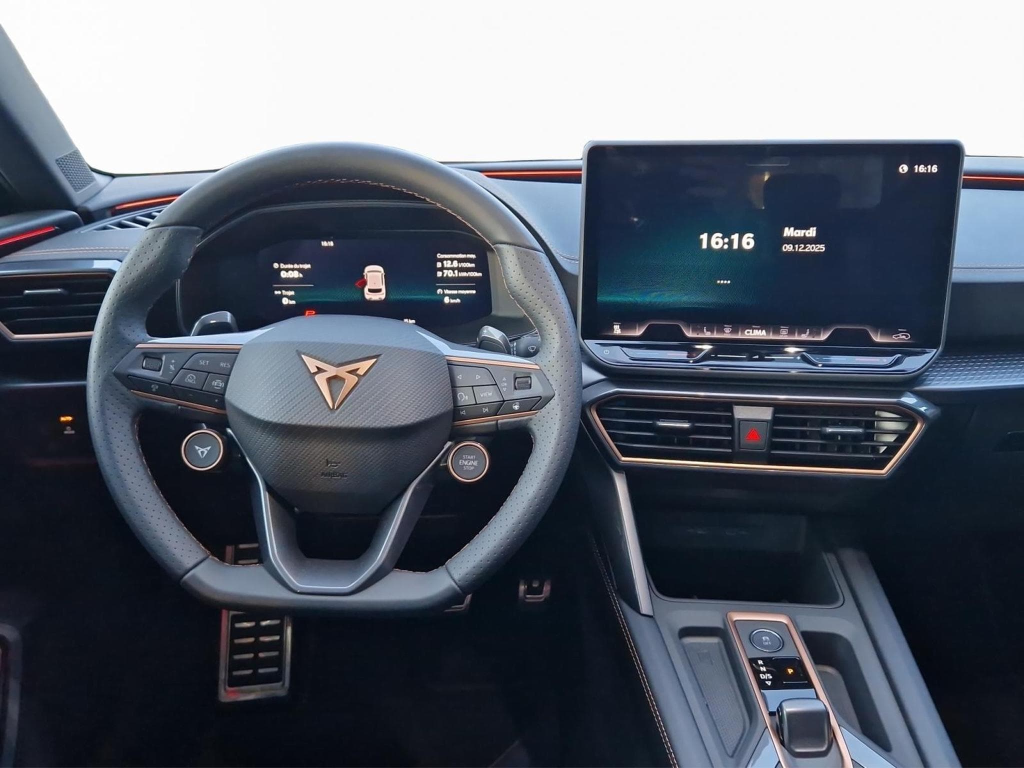 Cupra Leon VZ e-Hybrid (2025) - Photo 8