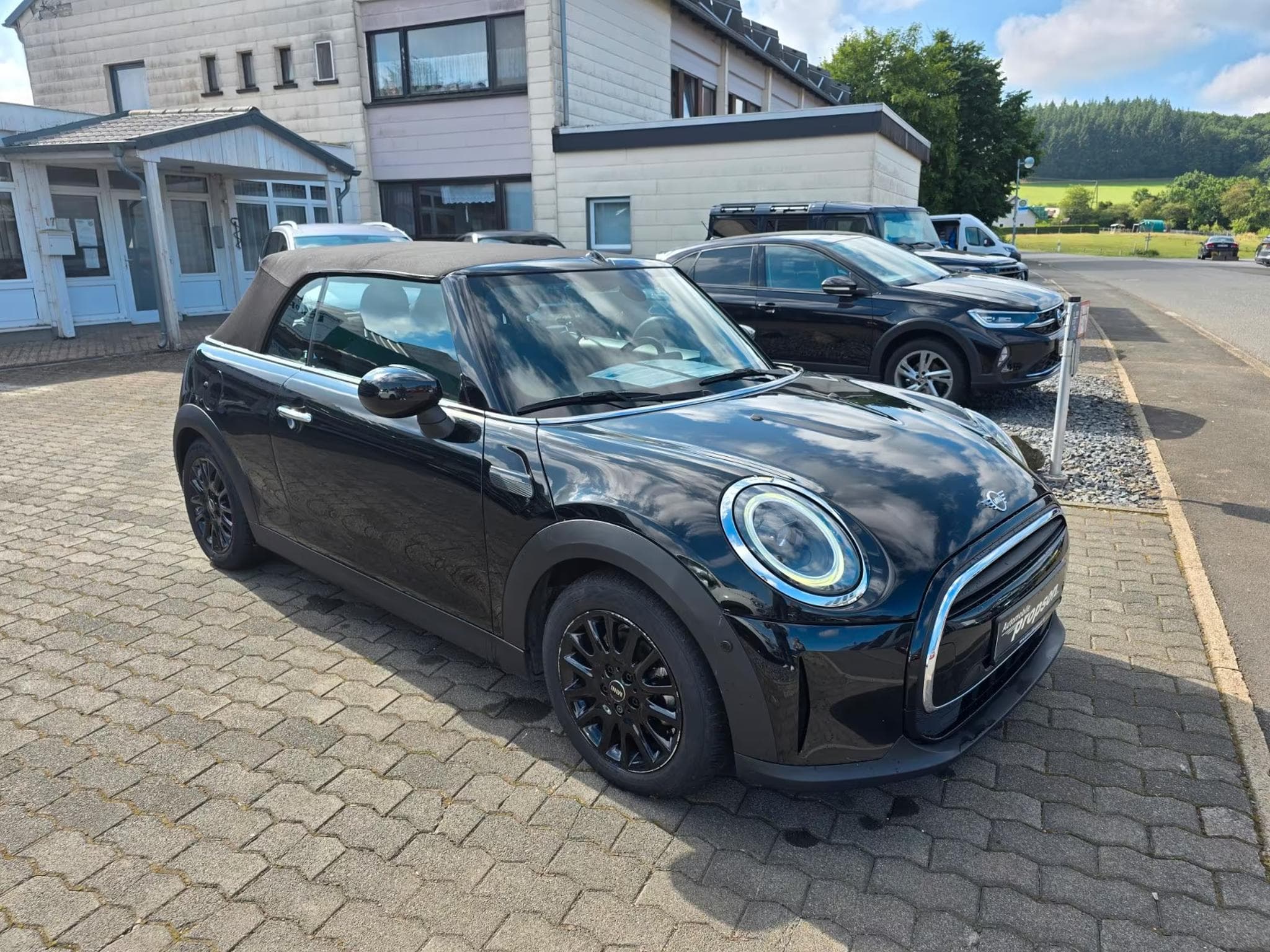 Mini Cooper Cabro Aut. NAVI PLUS KOMFORT HUD (2021) - Photo 1