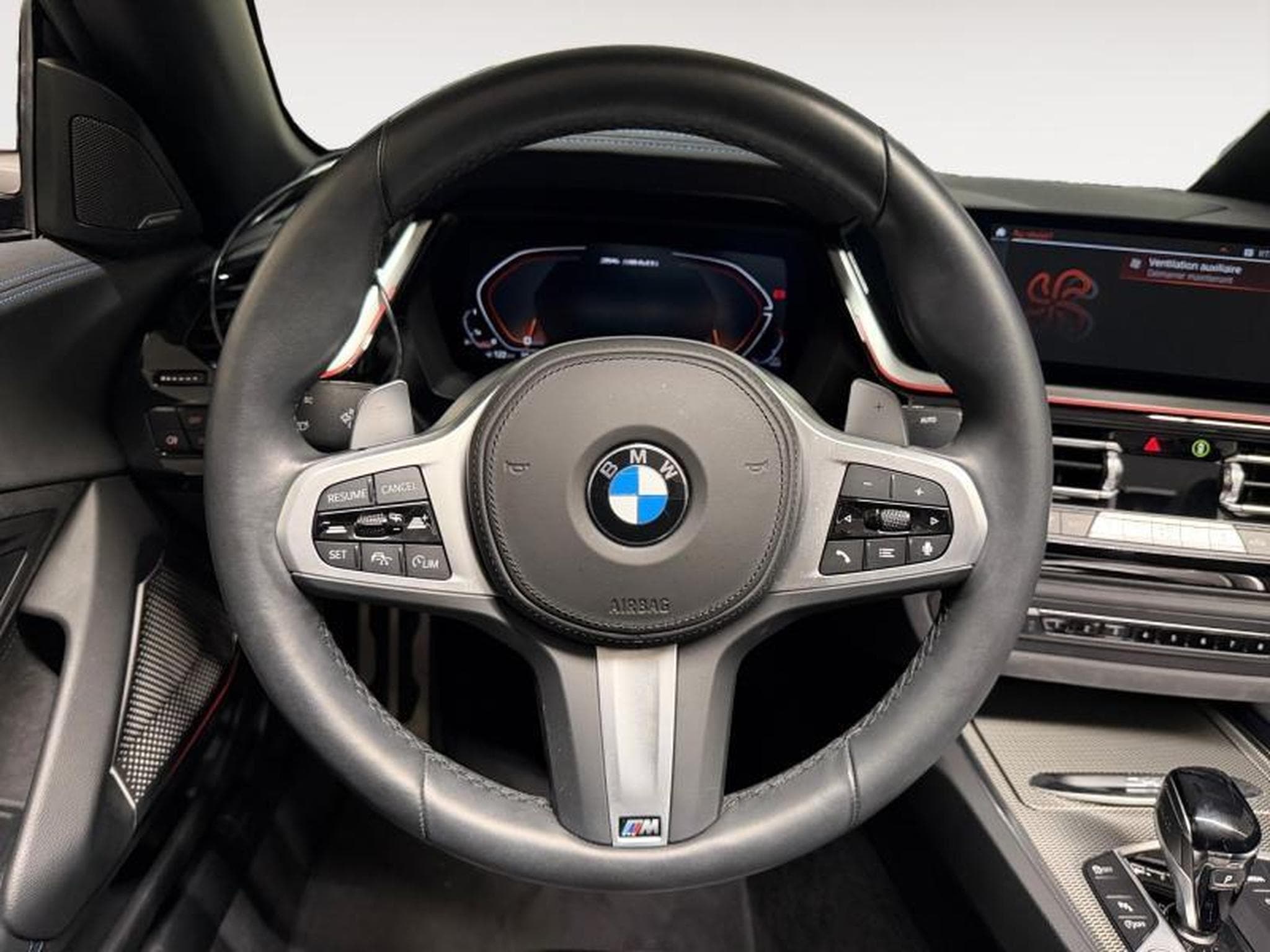 BMW Z4 M40i (2024) - Photo 10