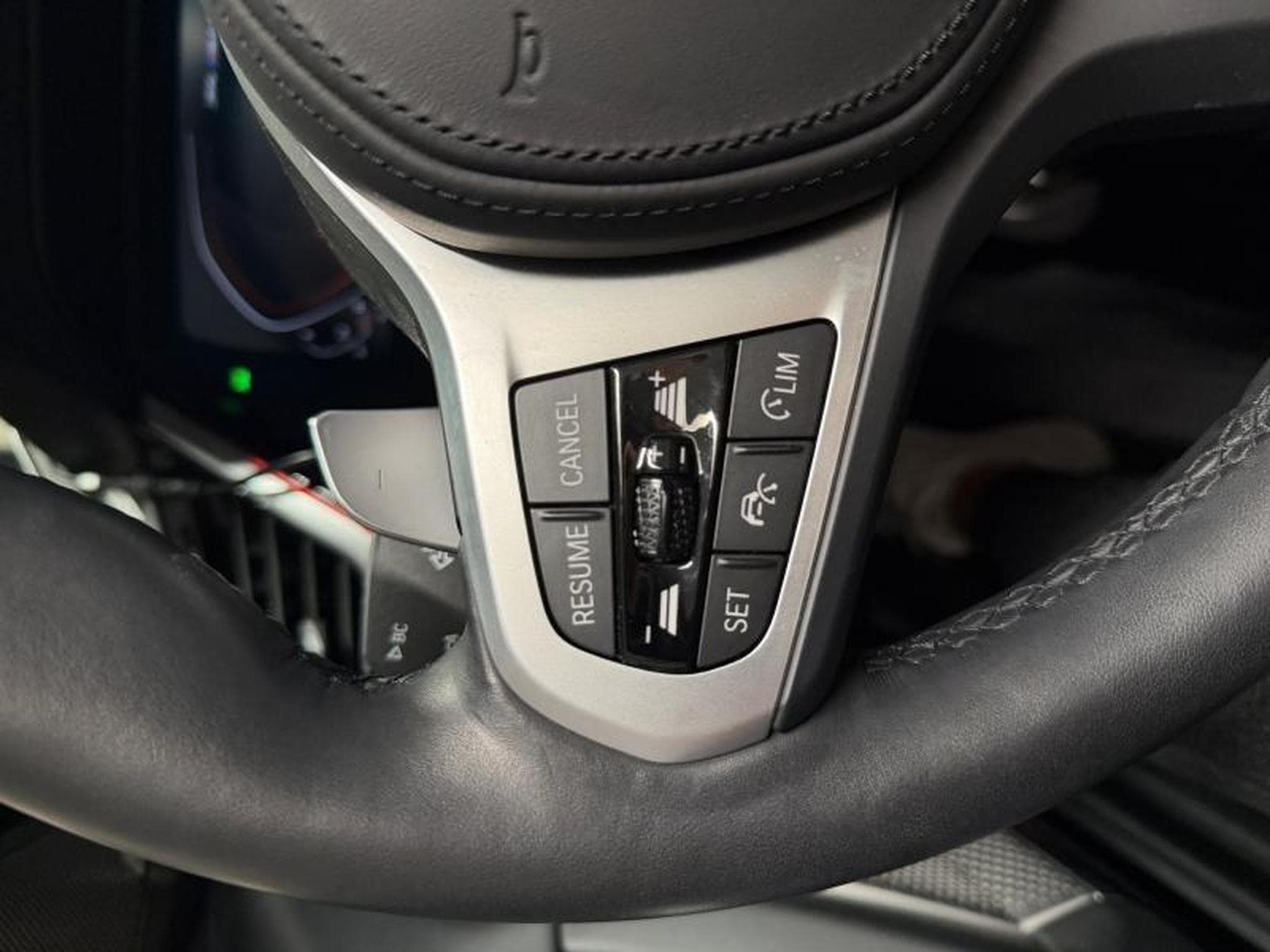 BMW Z4 M40i (2024) - Photo 13