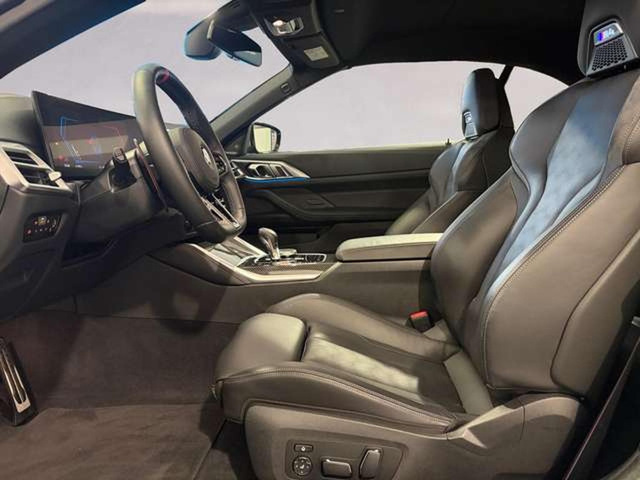 BMW M4 Competition (2025) - Foto 9