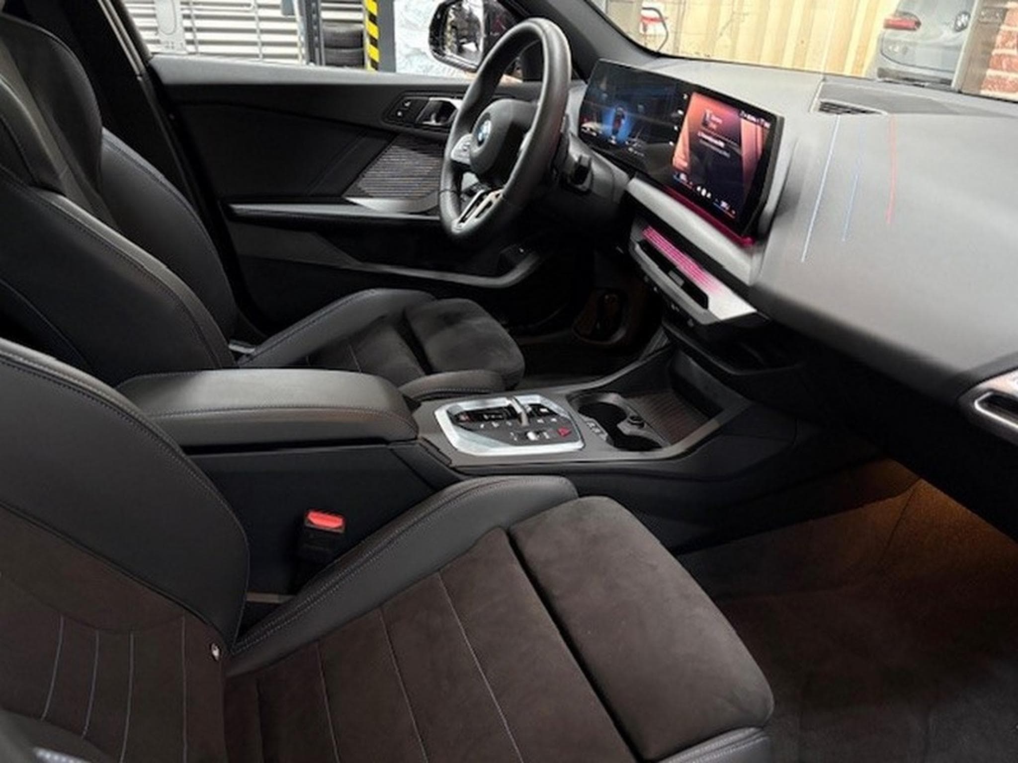 BMW 120 120dA 2.0 163cv Auto M-SPORT (New Model) (2025) - Photo 8