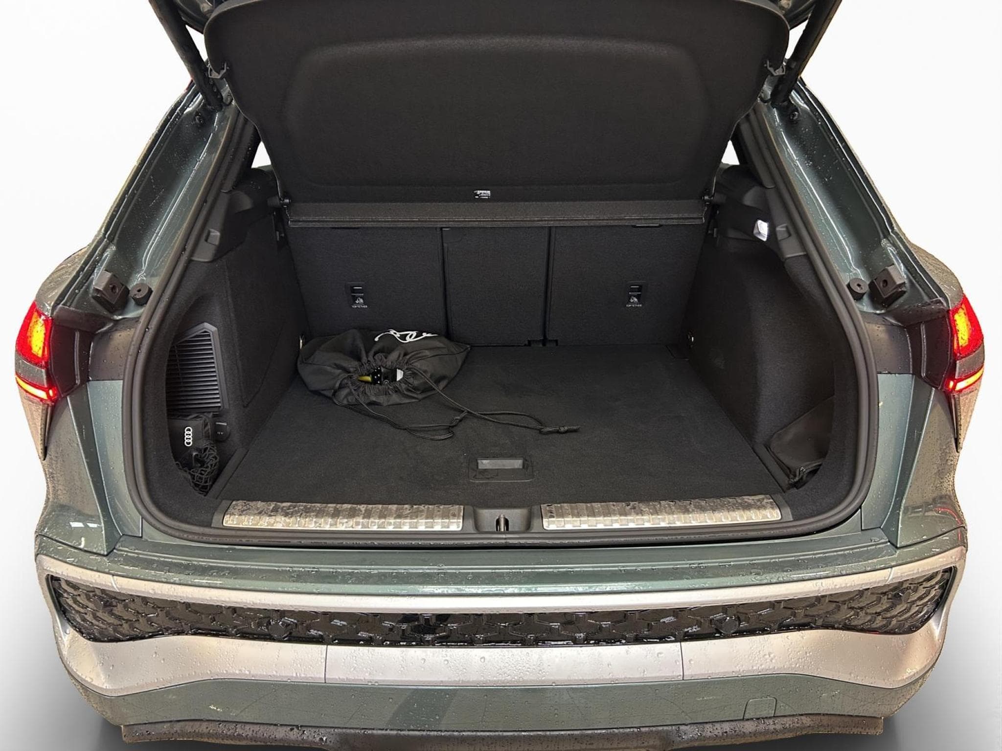 Audi Q3 e-hybrid 200 kW (2025) - Photo 17