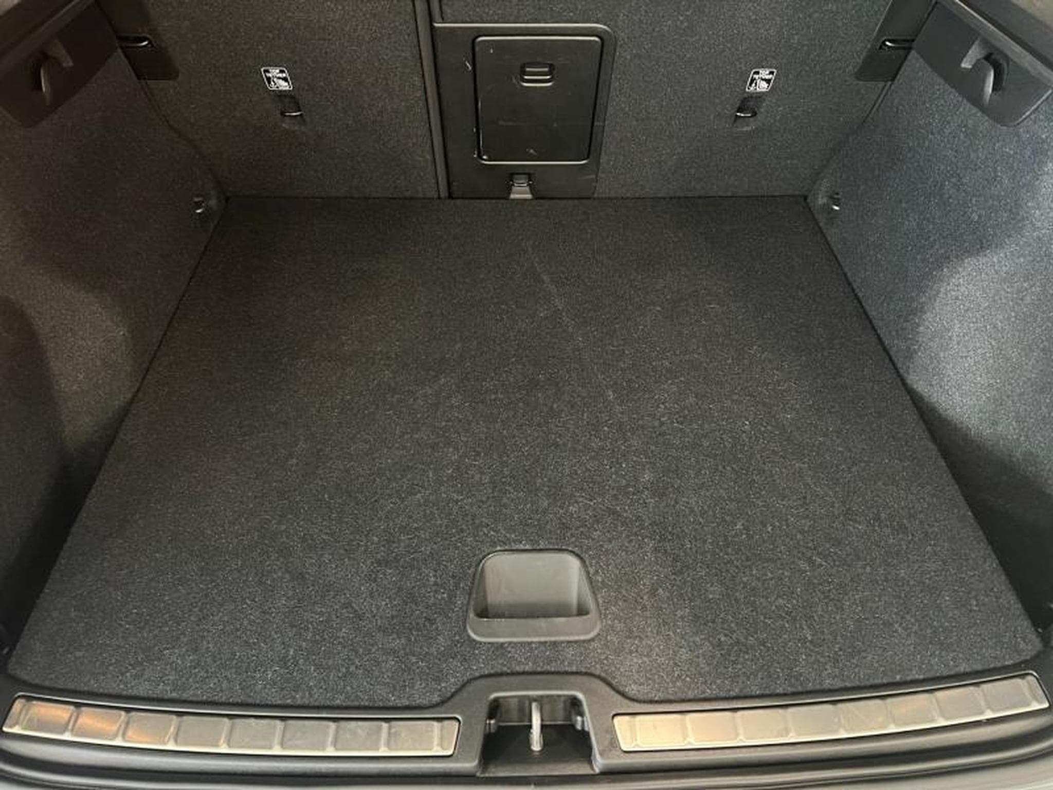 Volvo XC40 R-Design (2018) - Foto 20