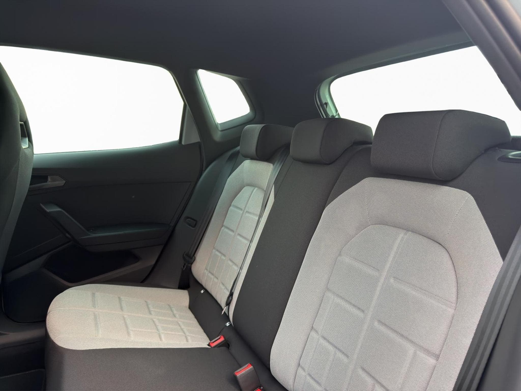 Seat Arona FR (2025) - Photo 10