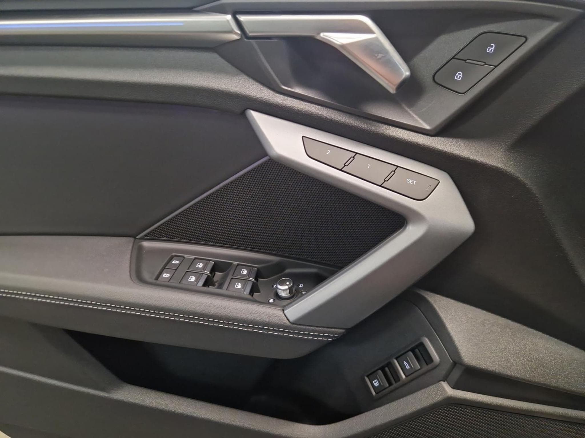 Audi A3 New A3 Allstreet Hybride (2025) - Photo 15