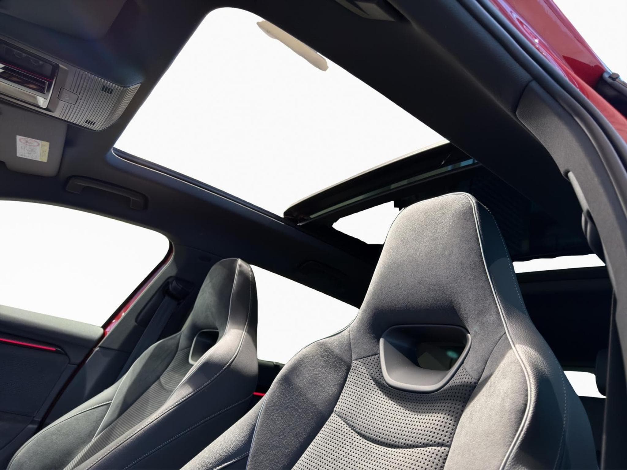 Skoda Superb Sportline (2025) - Photo 15